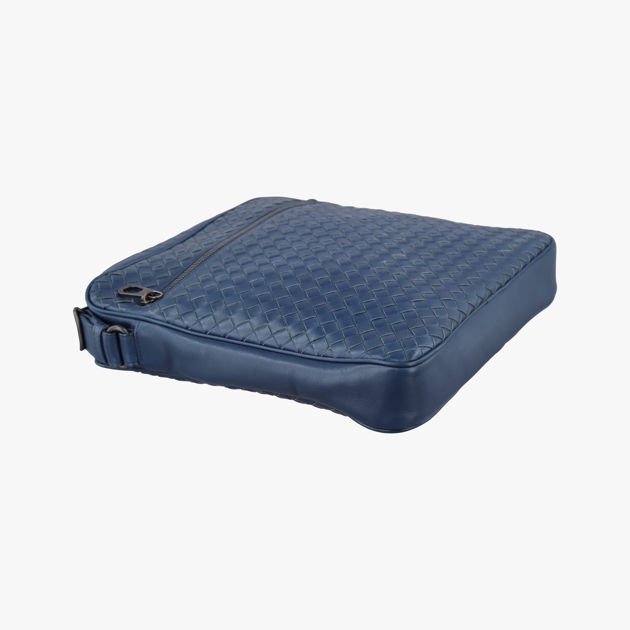 Pre-owned Bottega Veneta Intrecciato Navy lambskin  shoulderbag | stylenewstar