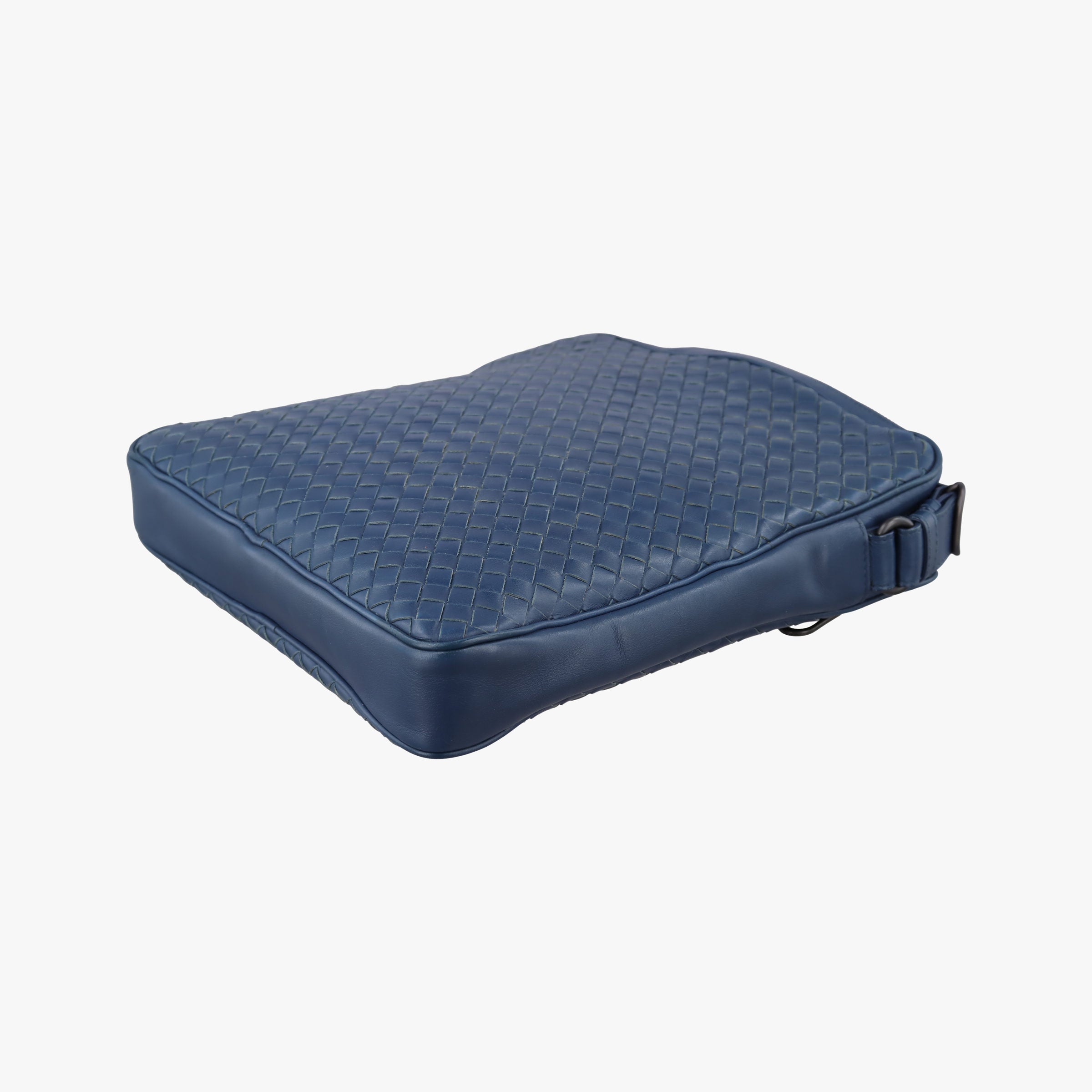 Pre-owned Bottega Veneta Intrecciato Navy lambskin  shoulderbag | stylenewstar