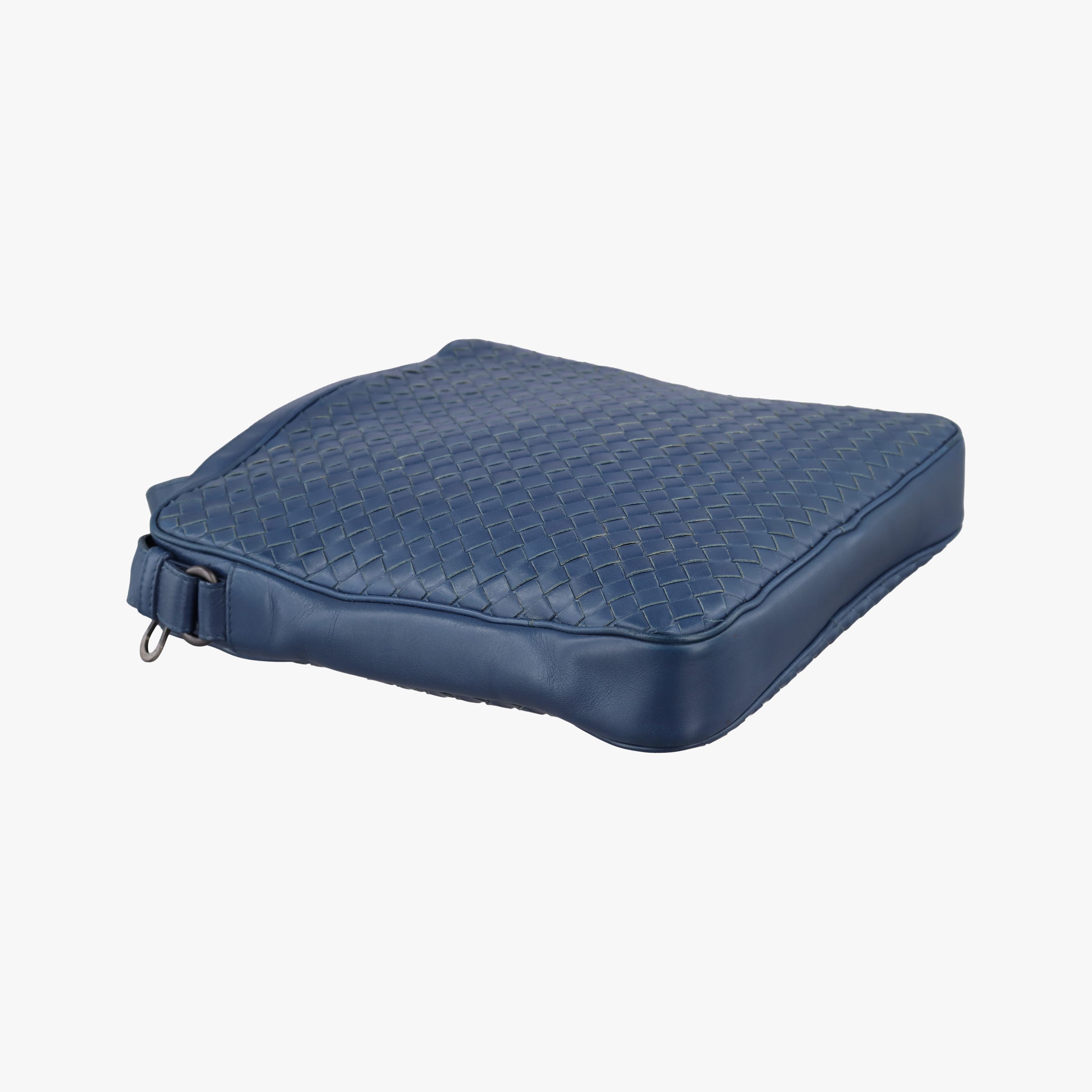 Pre-owned Bottega Veneta Intrecciato Navy lambskin  shoulderbag | stylenewstar