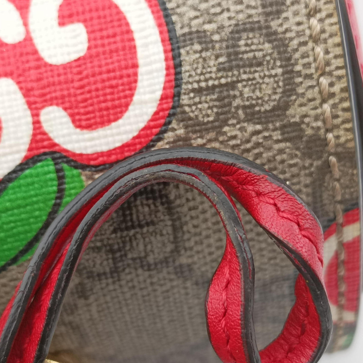 Pre-owned Gucci GG Apple Padlock Bamboo beige×red×multi PVC coated canvas×Leather 603221 shoulderbag | stylenewstar