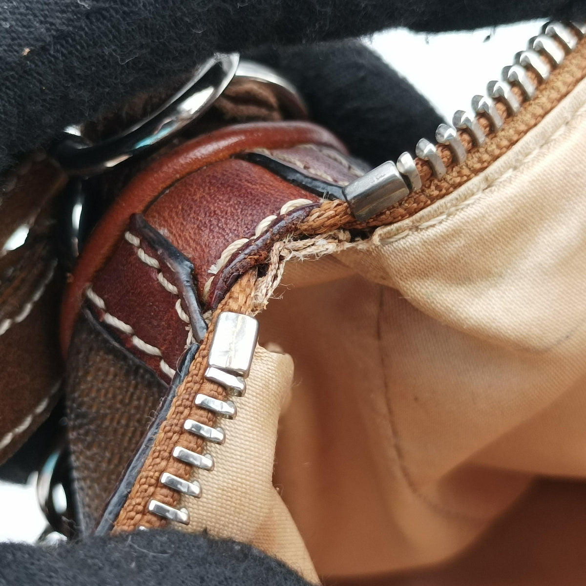 Vintage Christian Dior Trotter Romantic Brown PVC coated canvas×Leather  shoulderbag | stylenewstar