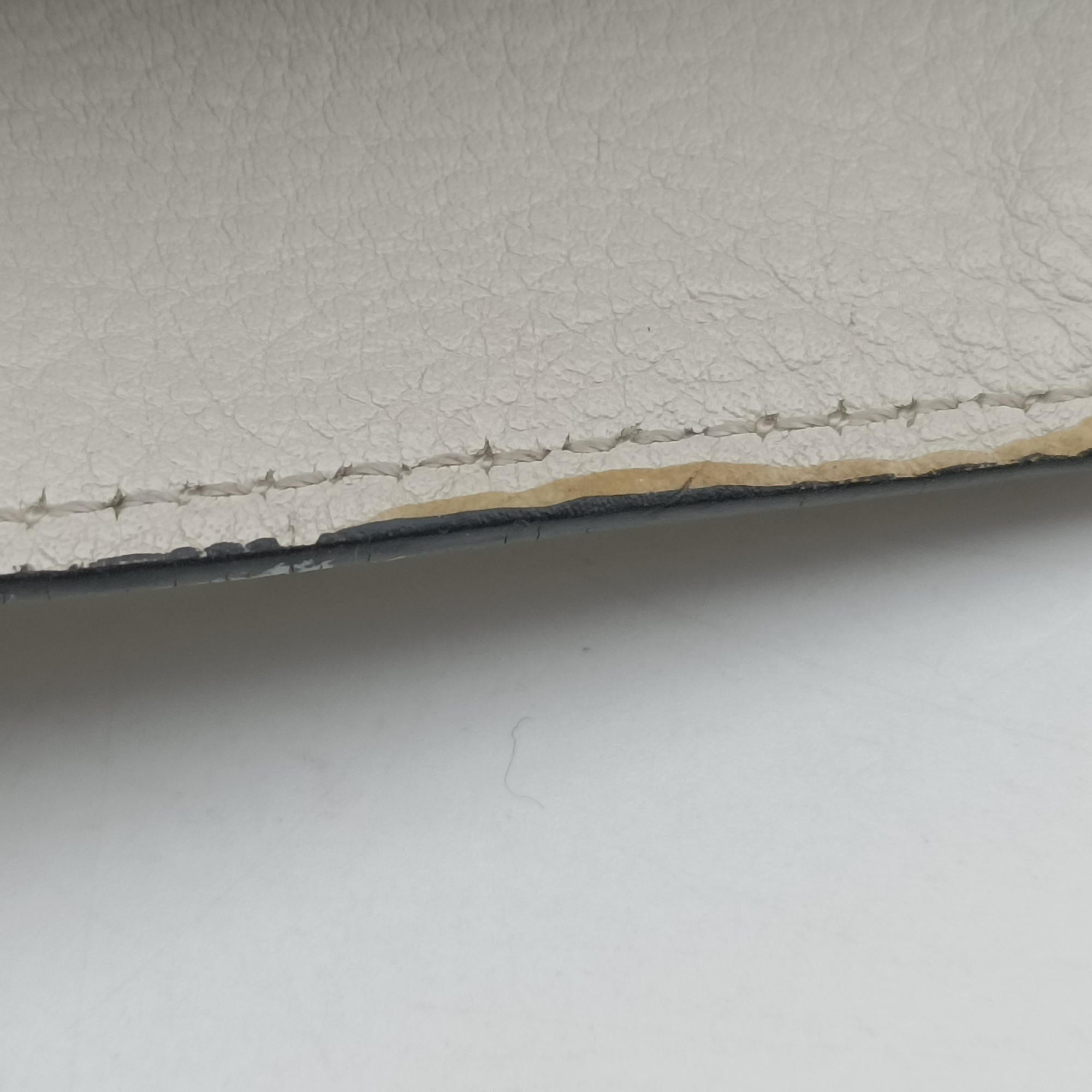 Secondhand Loewe Hammock White Leather  shoulderbag | stylenewstar