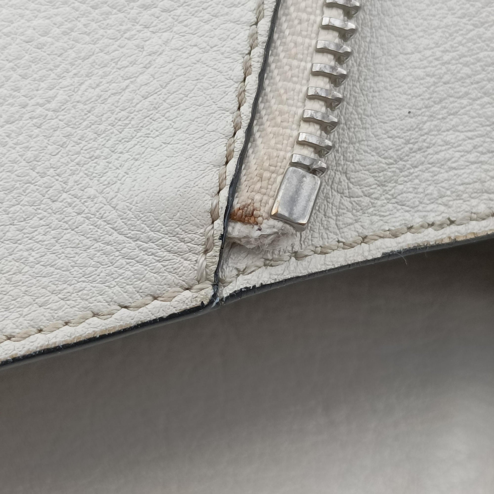 Secondhand Loewe Hammock White Leather  shoulderbag | stylenewstar