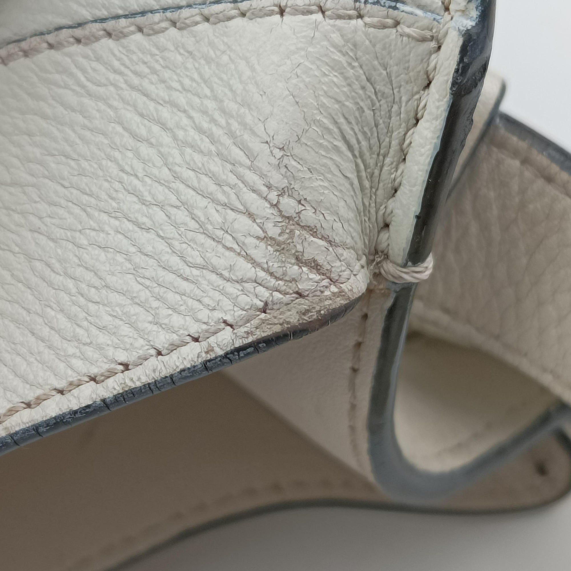 Secondhand Loewe Hammock White Leather  shoulderbag | stylenewstar