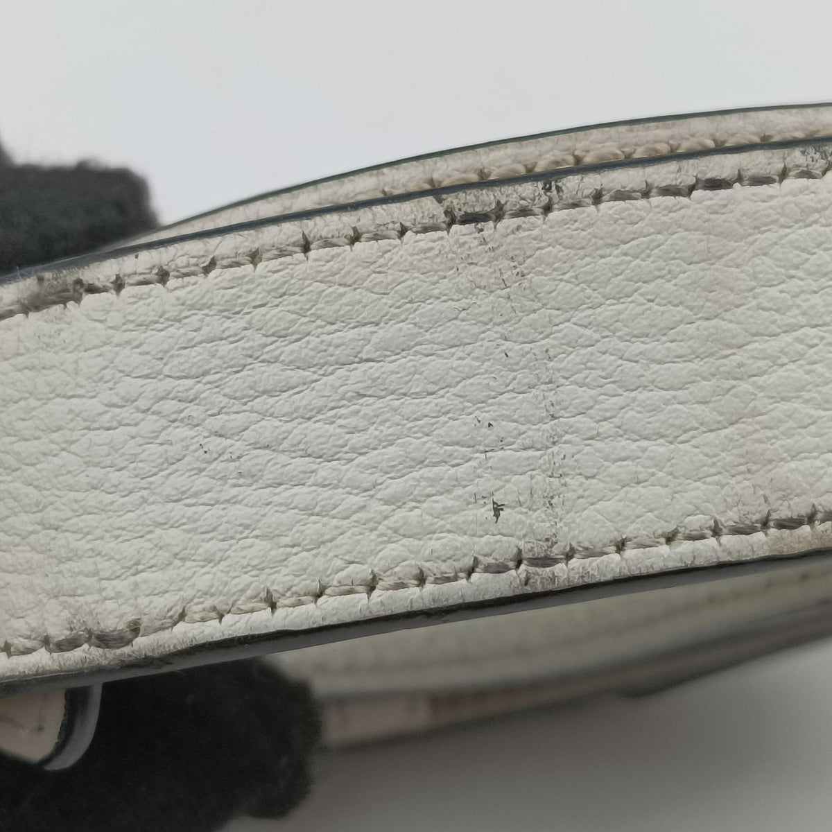Vintage Loewe Hammock White Leather  shoulderbag | stylenewstar