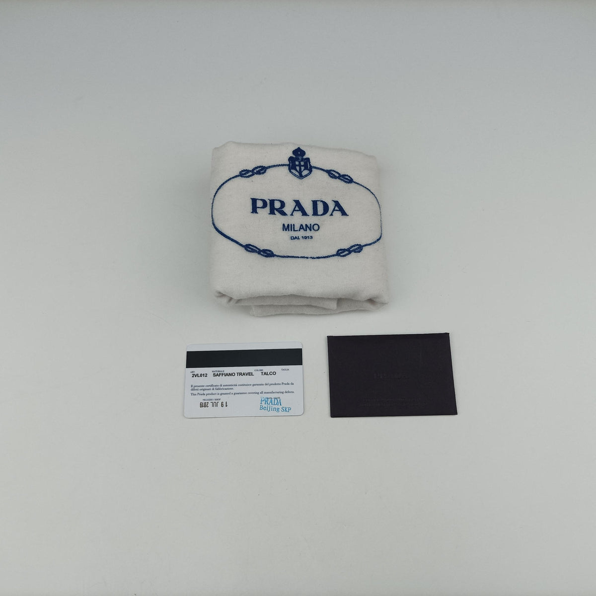 Pre-owned Prada Triangle Logo White Saffiano Leather 2VL012 bum bag/waist bag | stylenewstar