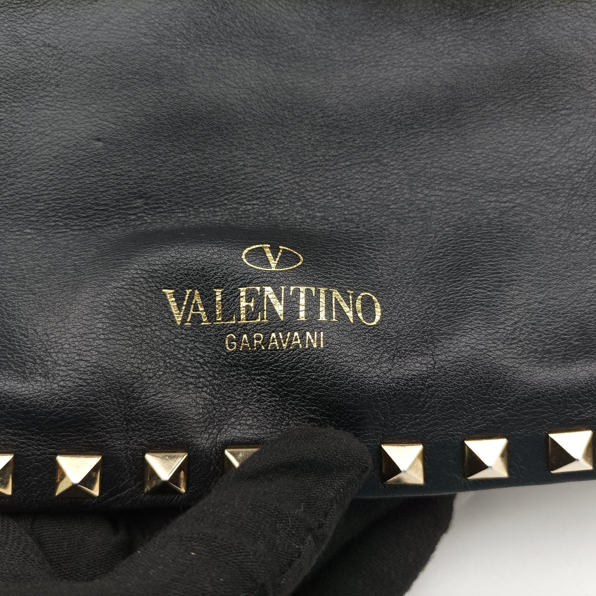 Pre-owned Valentino Rockstud Black Leather  shoulderbag | stylenewstar