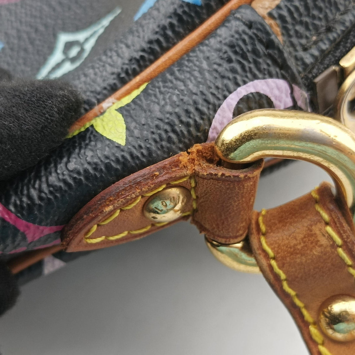 Pre-owned Louis Vuitton RIFT Noir Monogram Multicolor M40056 shoulderbag | stylenewstar