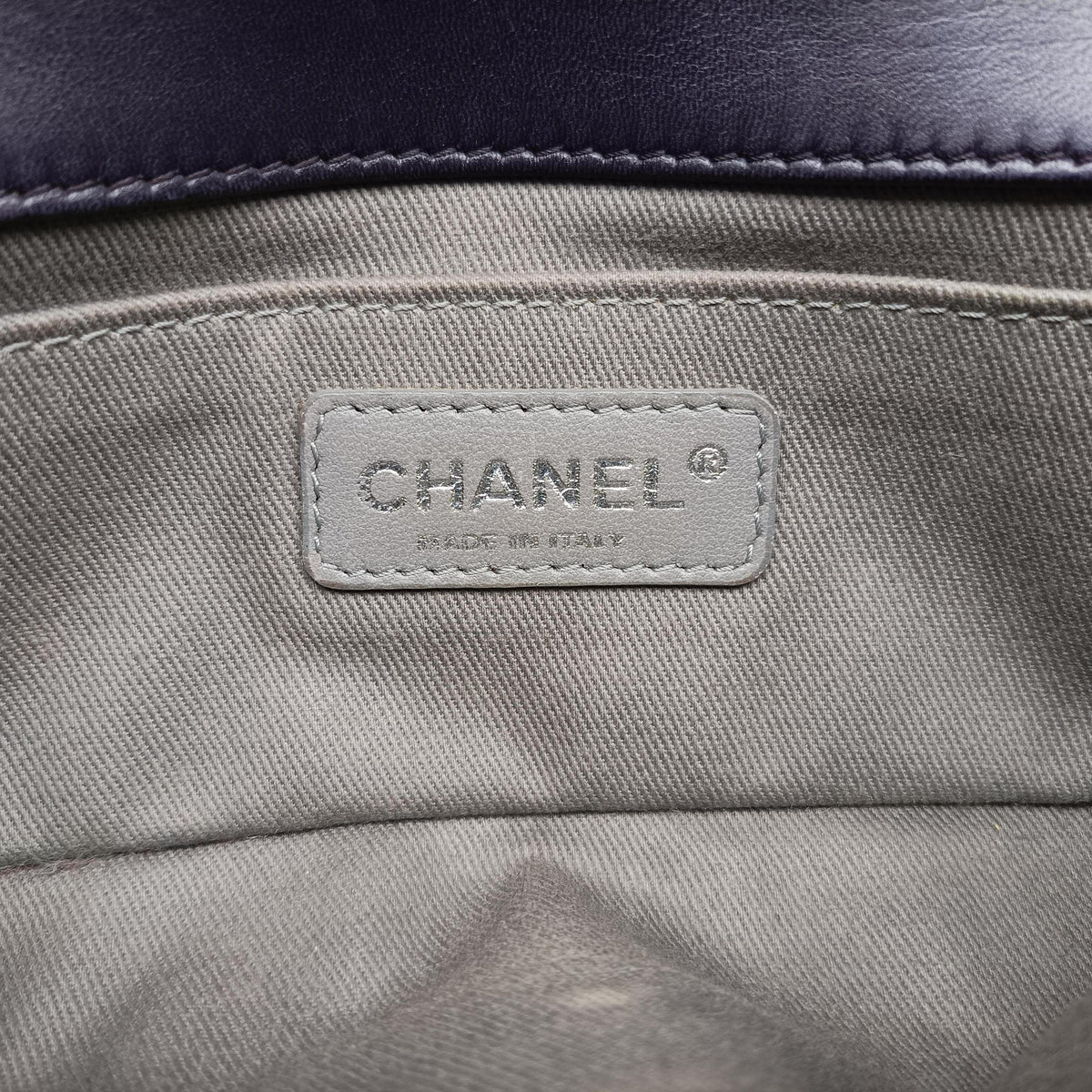 Pre-owned Chanel BOY CHANEL Purple velour A67416 shoulderbag | stylenewstar