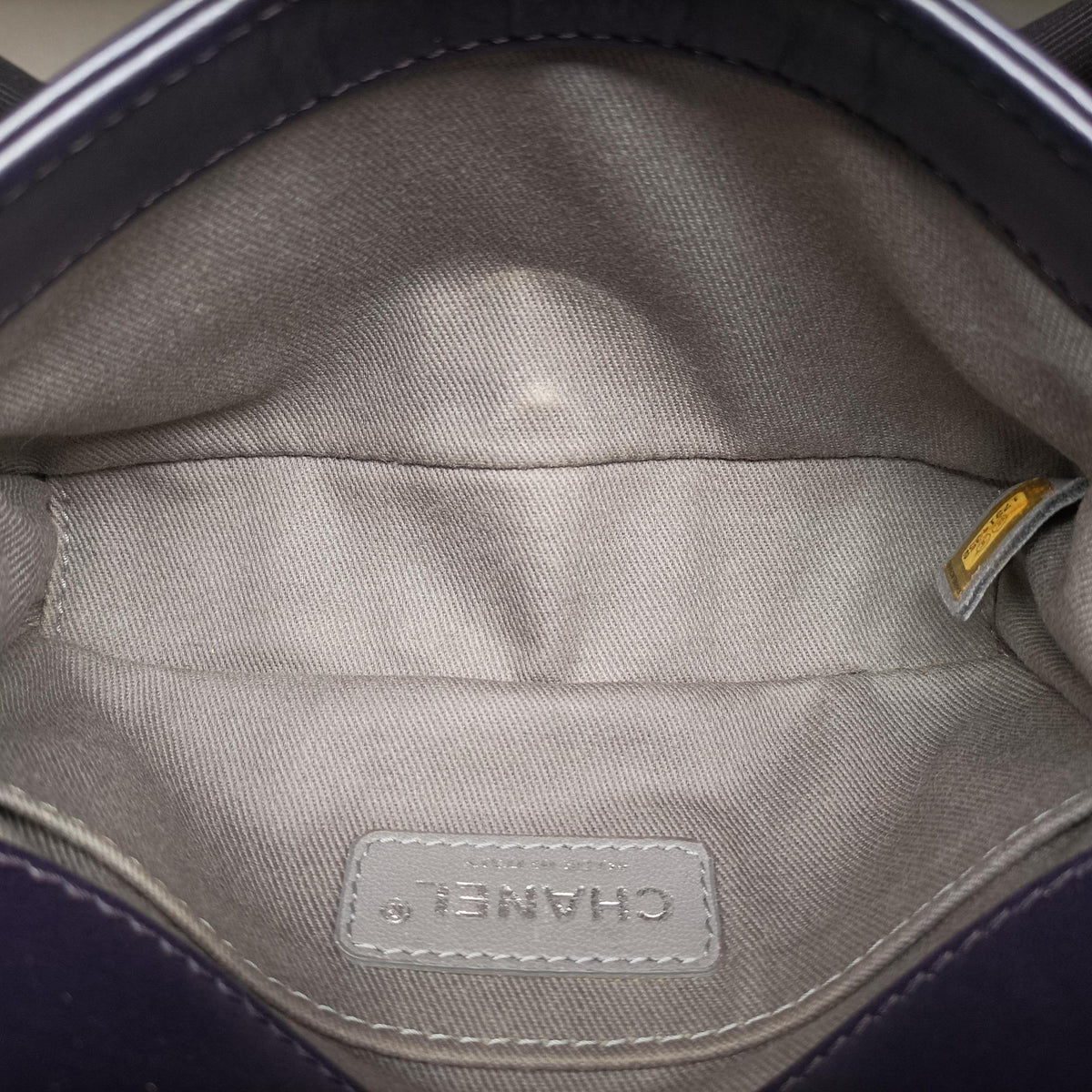 Pre-owned Chanel BOY CHANEL Purple velour A67416 shoulderbag | stylenewstar