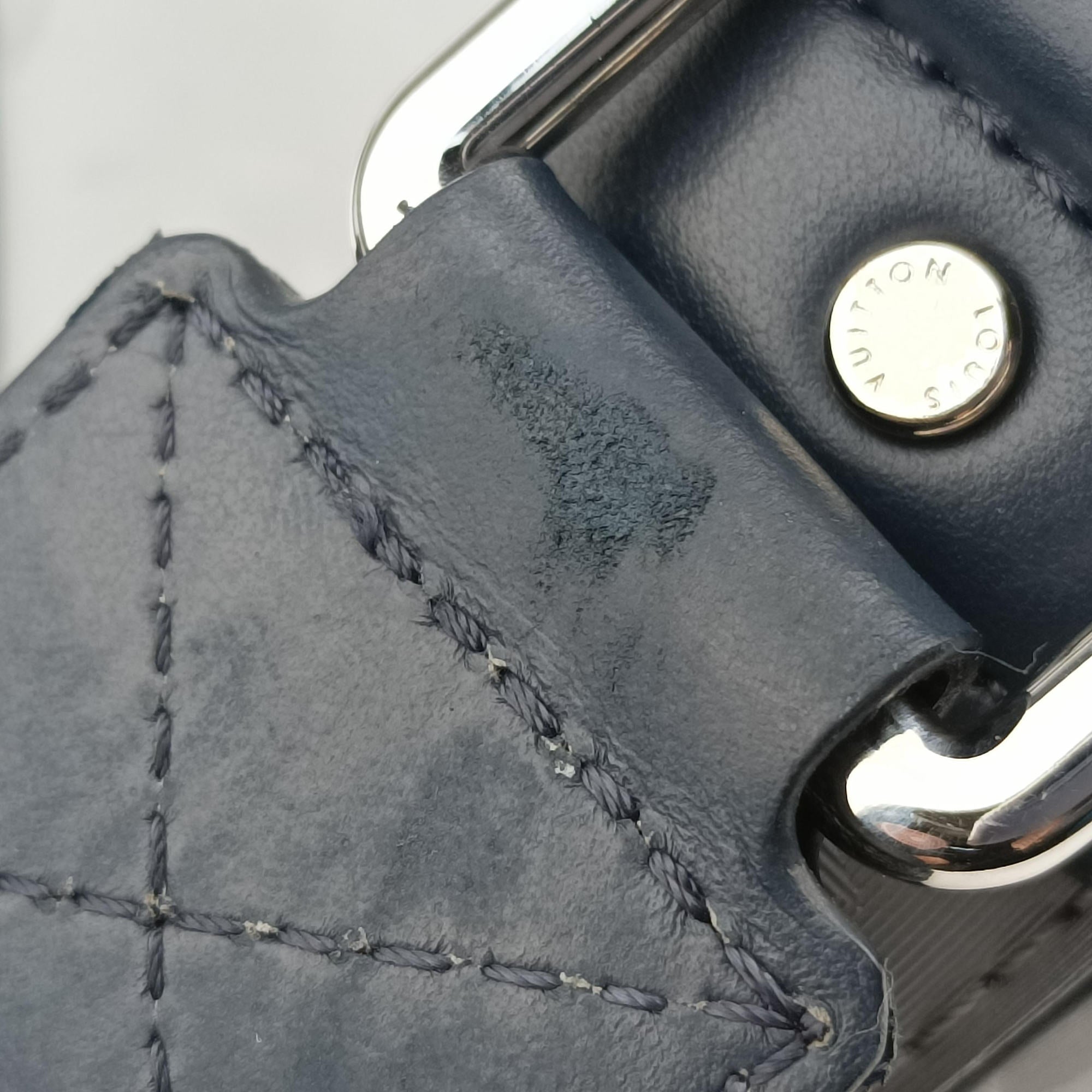 Pre-owned Louis Vuitton Alpha Messenger Grey Monogram Satellite M44169 shoulderbag | stylenewstar