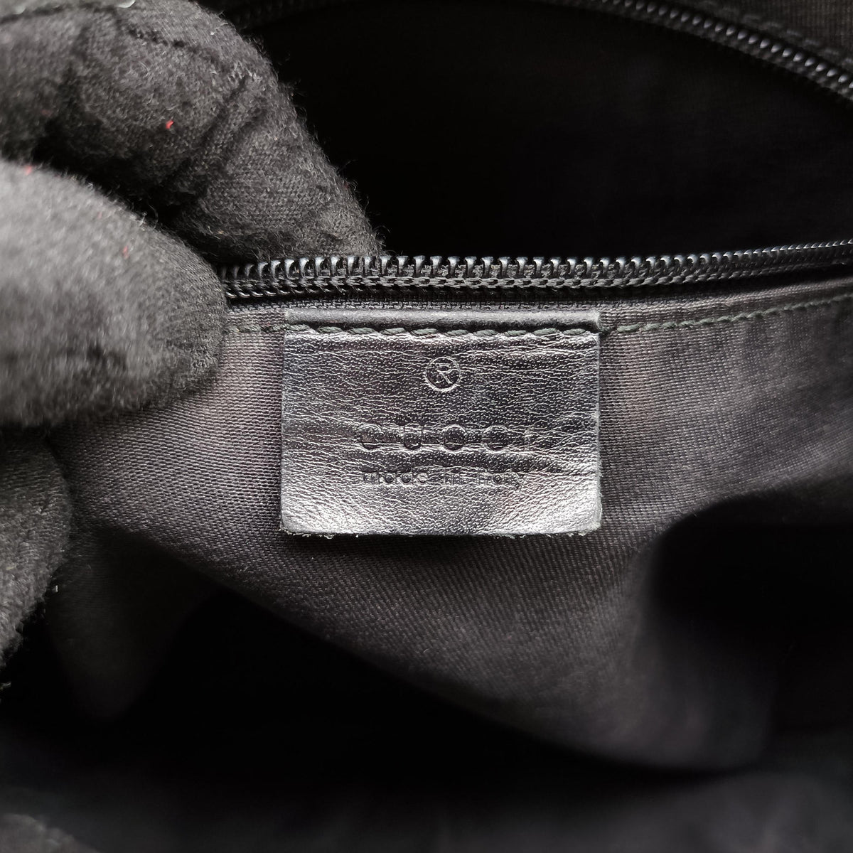 Vintage Gucci Diamante Messenger Black leather 201448 shoulderbag | stylenewstar