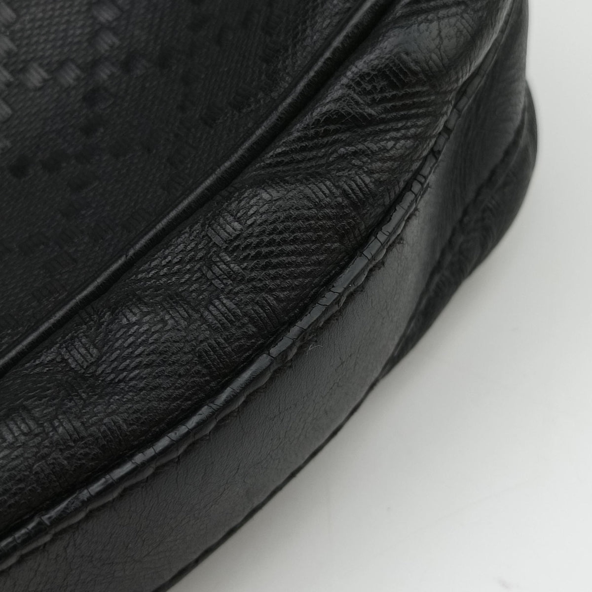 Vintage Gucci Diamante Messenger Black leather 201448 shoulderbag | stylenewstar