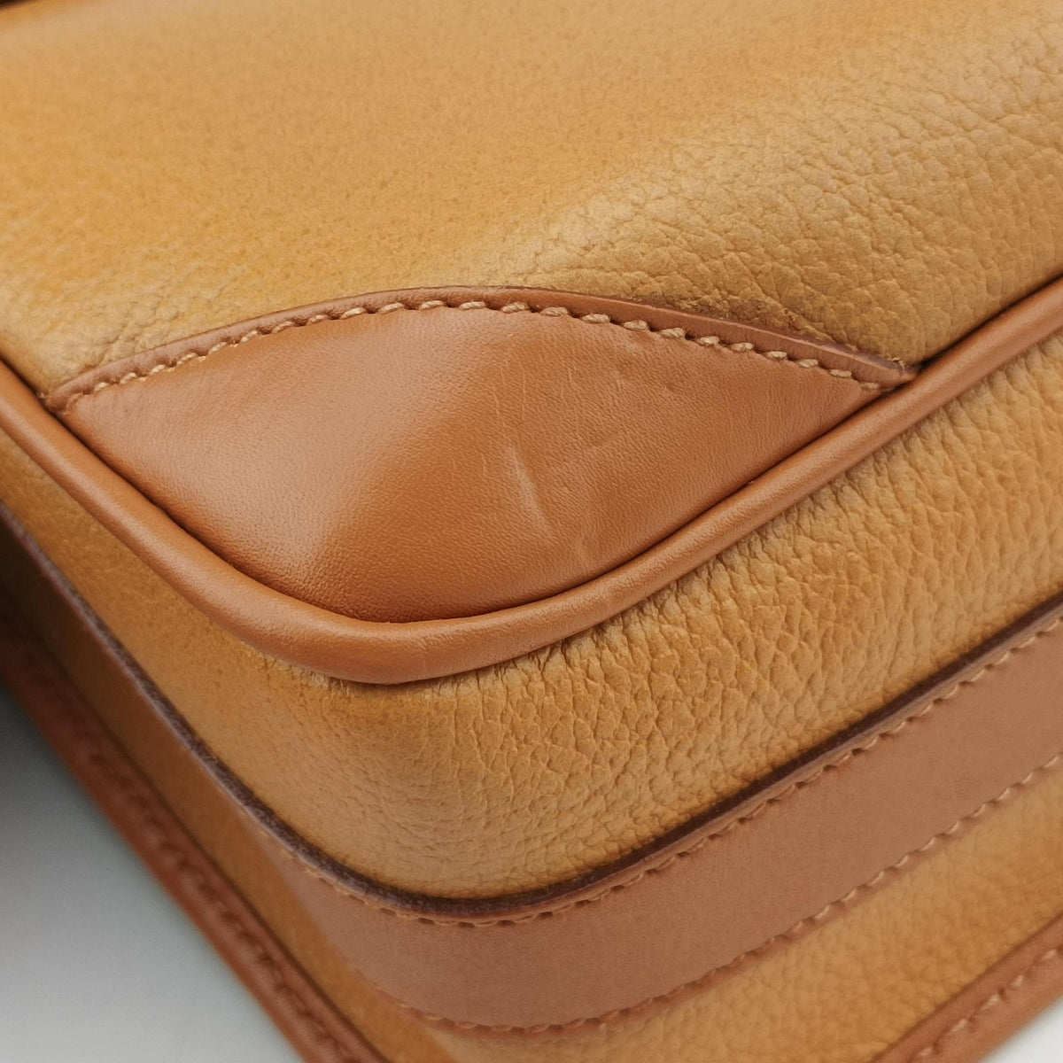Pre-owned Gucci Vintage Messenger Brown leather 196583 shoulderbag | stylenewstar