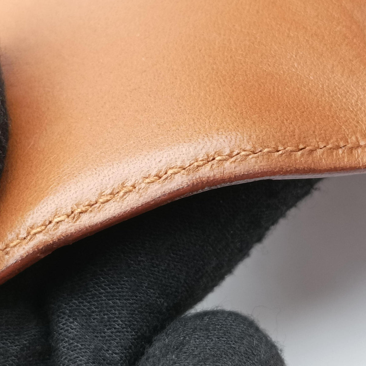 Secondhand Gucci Vintege messenger Brown Leather  shoulderbag | stylenewstar