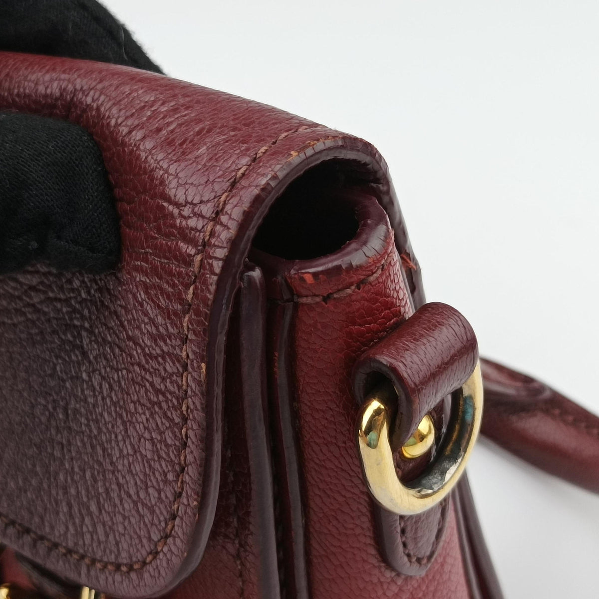 Vintage Miu Miu Madras Red Leather  shoulderbag | stylenewstar