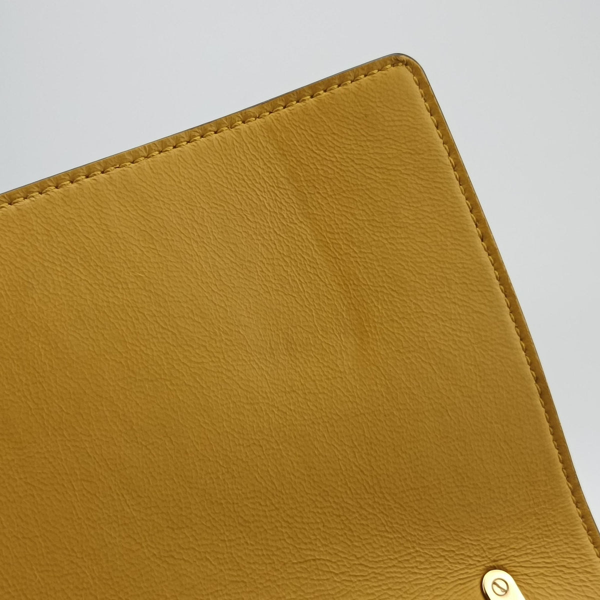 Pre-owned Ferragamo Marisol Brown×Beige ×Yellow Leather  shoulderbag | stylenewstar