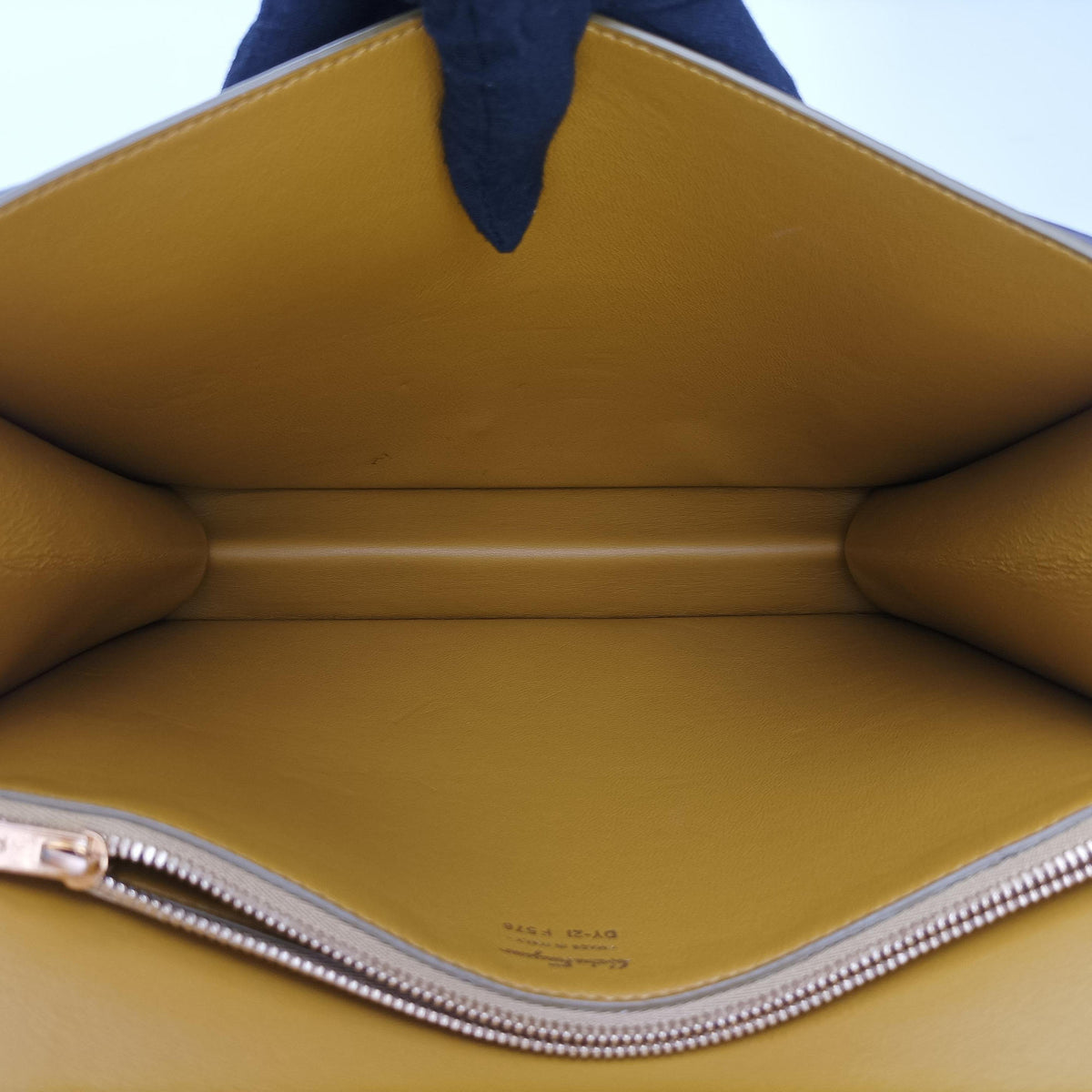 Pre-owned Ferragamo Marisol Brown×Beige ×Yellow Leather  shoulderbag | stylenewstar