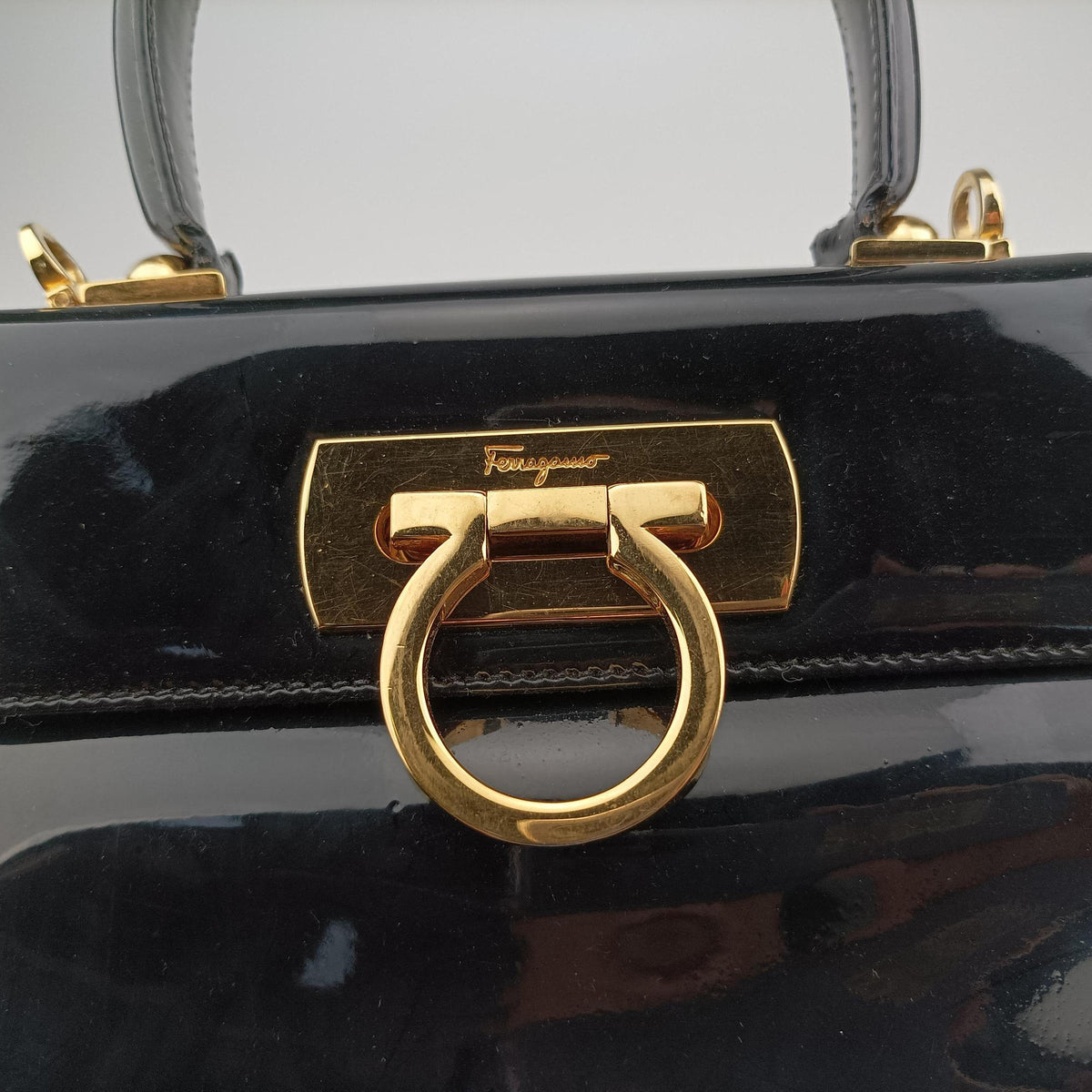Vintage Ferragamo Gancini Black Patent  shoulderbag | stylenewstar