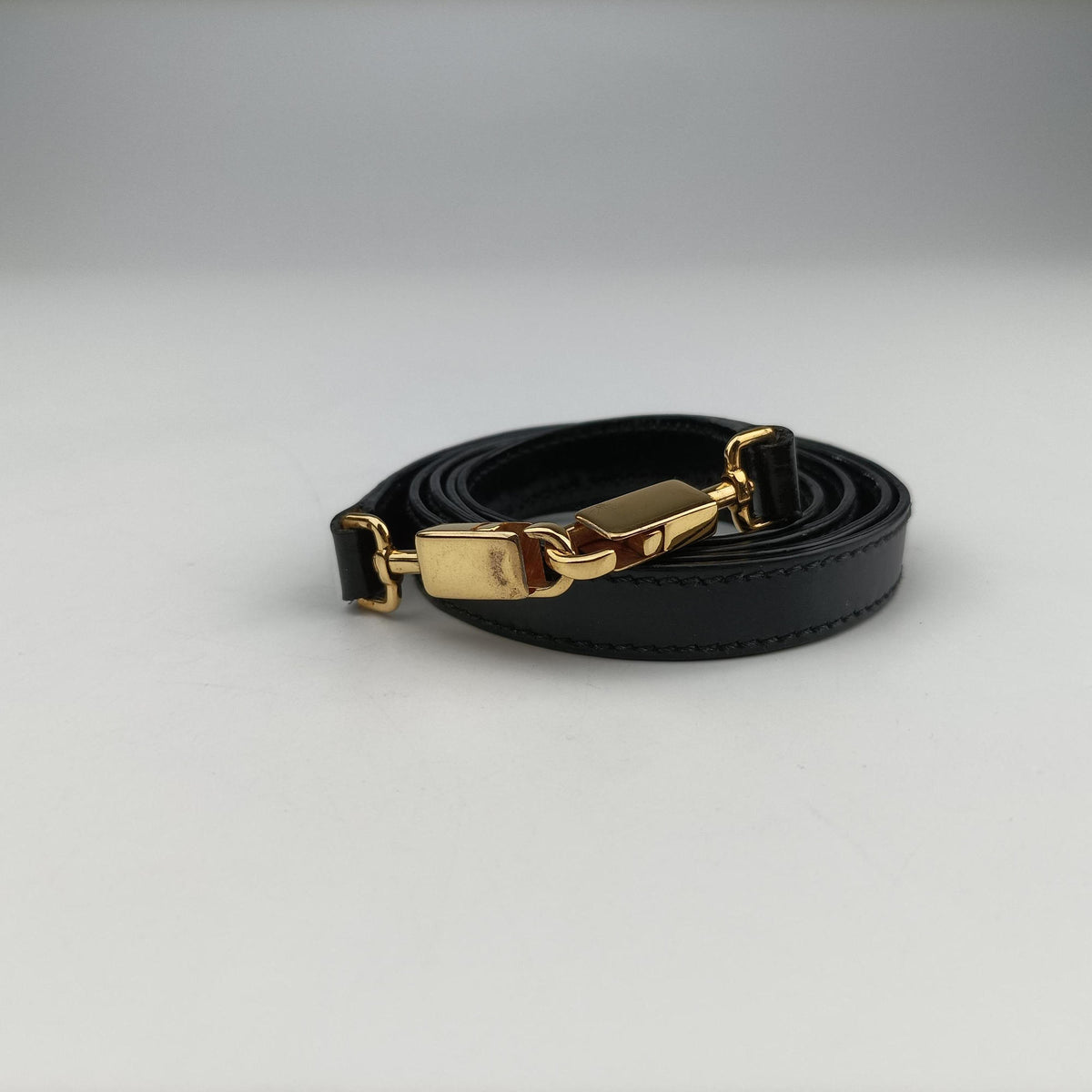 Vintage Ferragamo Gancini Black Patent  shoulderbag | stylenewstar