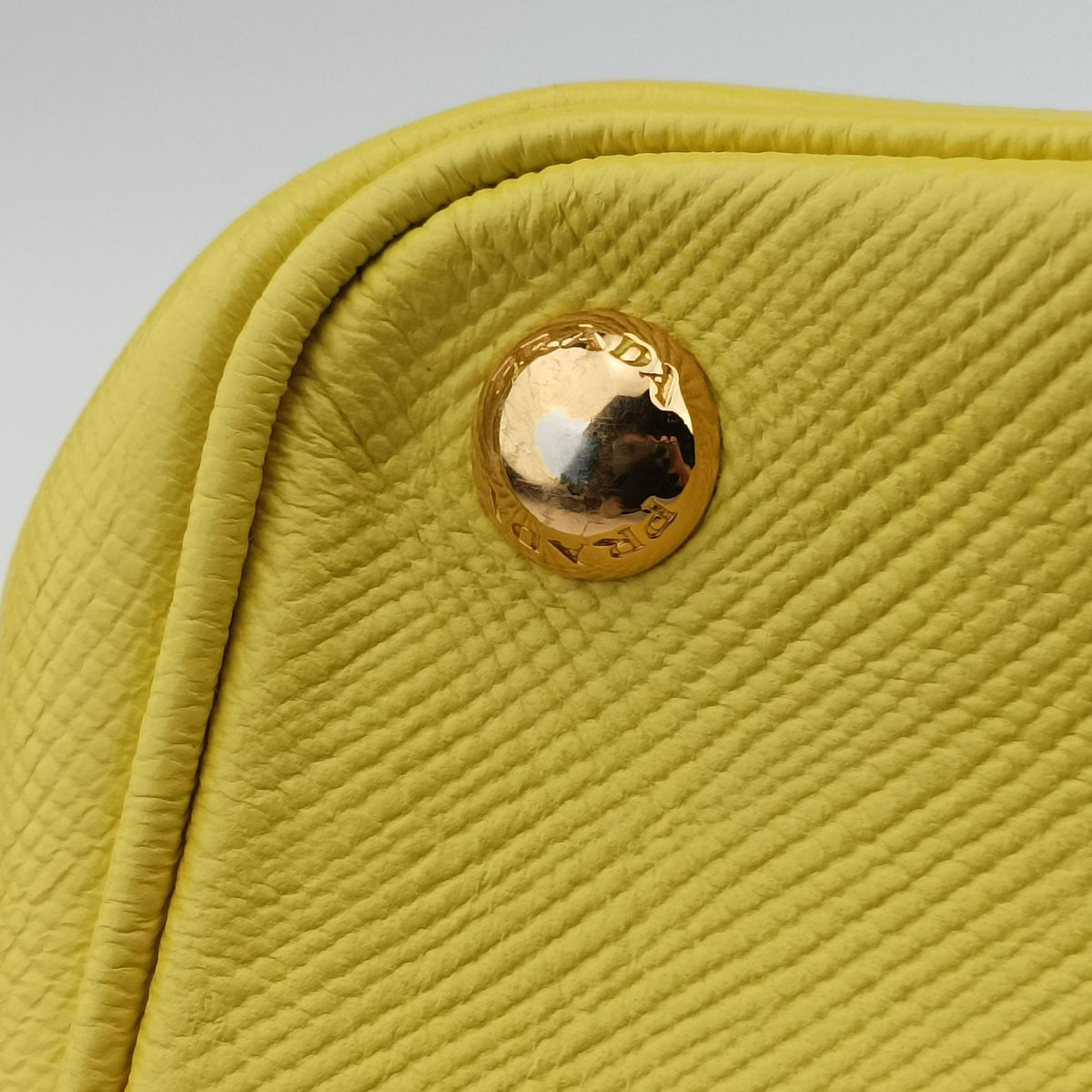 Pre-owned Prada Double Cuir Yellow SAFFIANO　Leather BN2756 handbag | stylenewstar