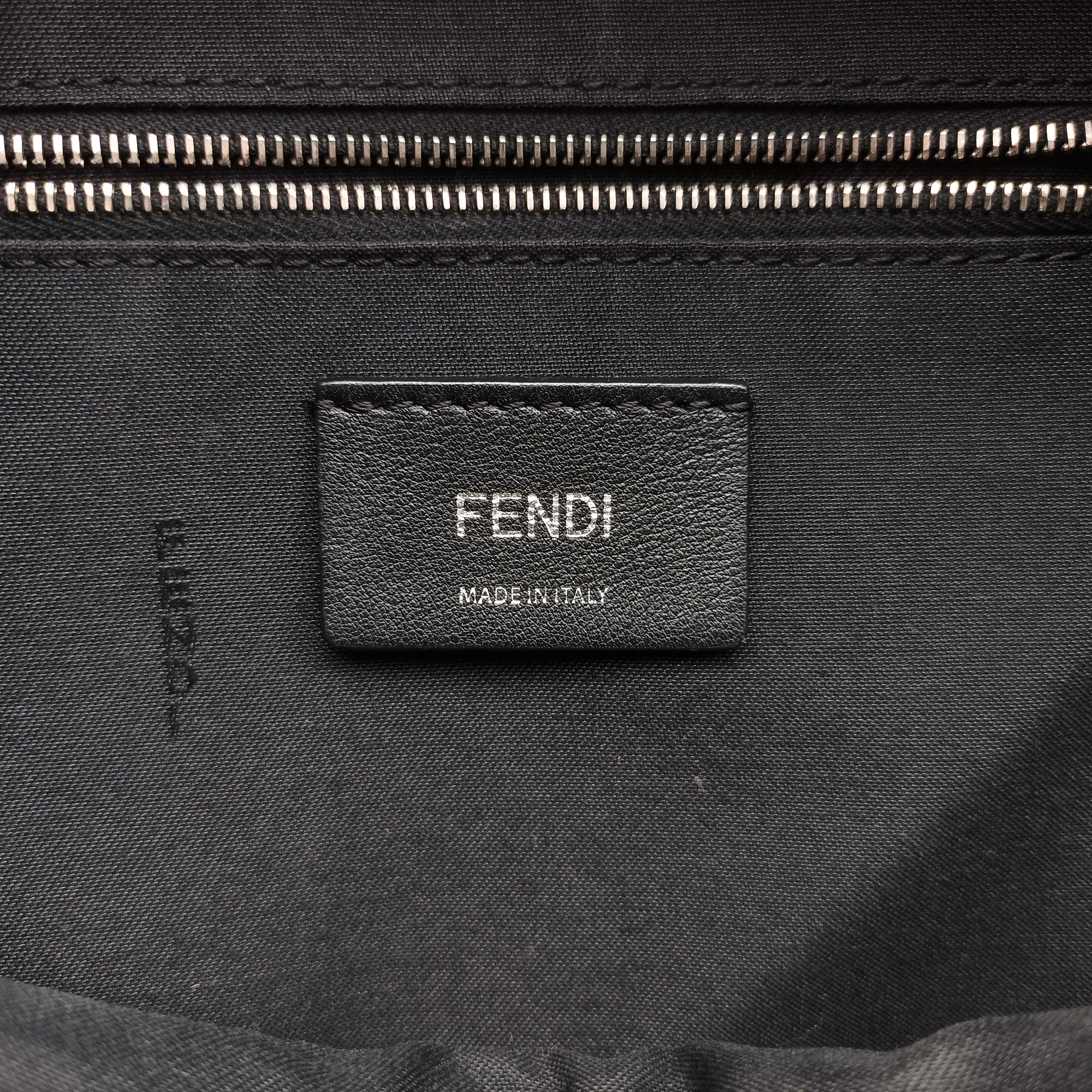 Pre-owned Fendi Multi Studs By the Way Black Leather 8BZ038 backpack/rucksack | stylenewstar