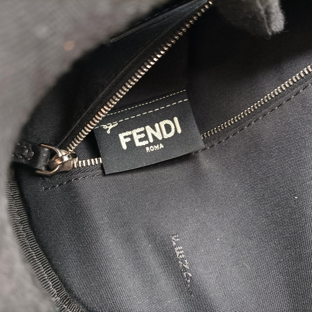 Pre-owned Fendi Multi Studs By the Way Black Leather 8BZ038 backpack/rucksack | stylenewstar