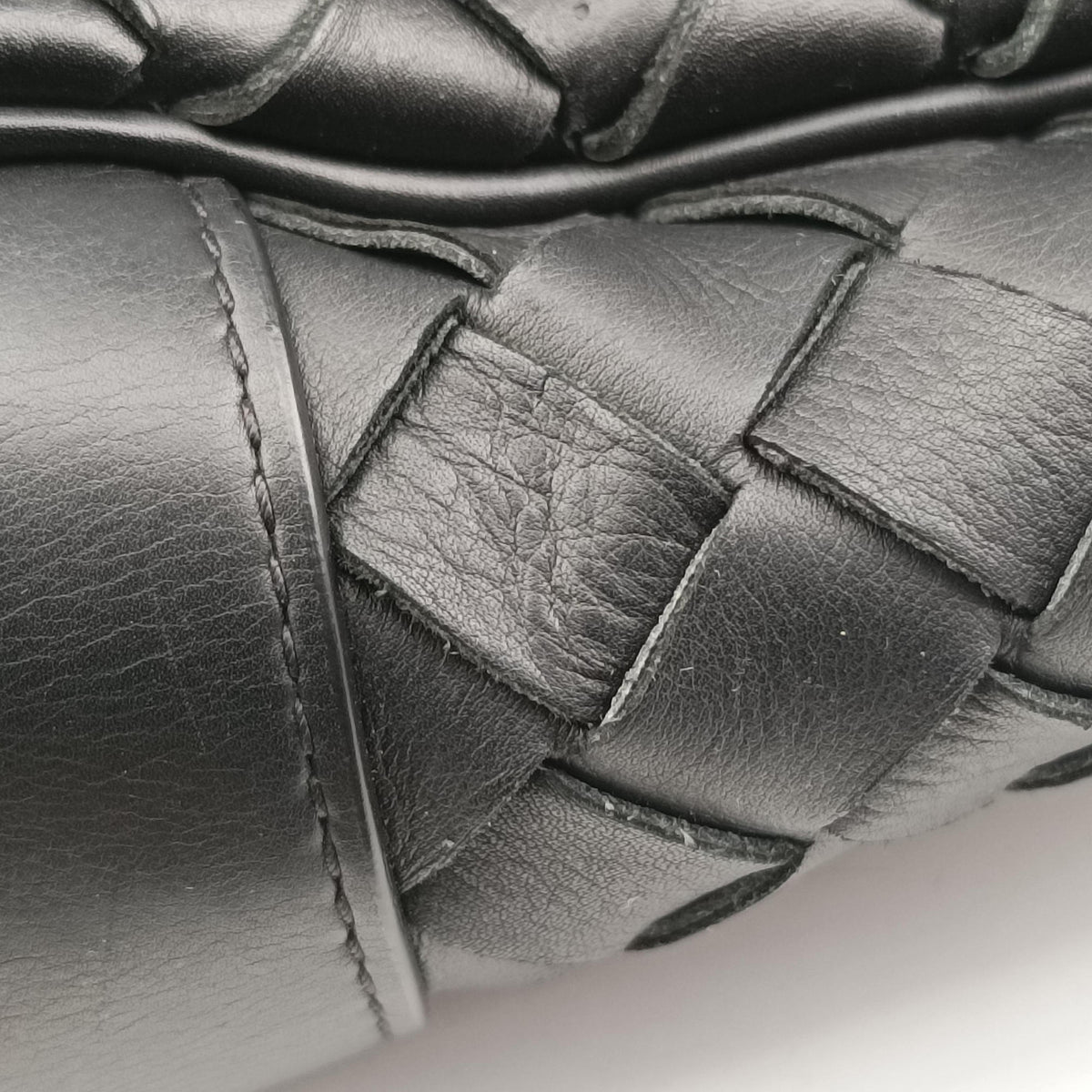 Pre-owned Bottega Veneta Intrecciato Business Black Lambskin 651580 shoulderbag | stylenewstar