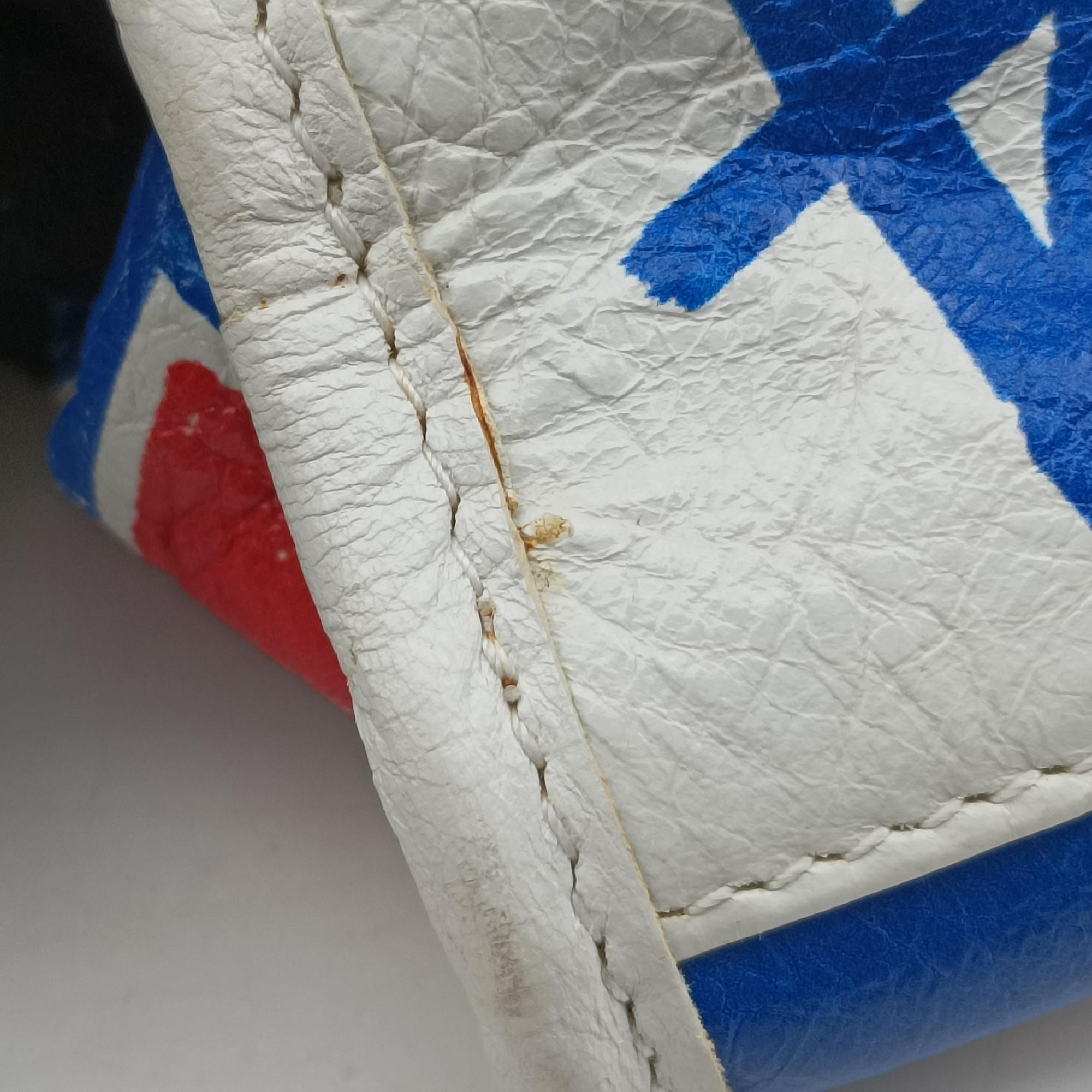 Pre-owned Balenciaga Classic Mini City Graffiti White×Multicolor Arena Lambskin 300295 shoulderbag | stylenewstar