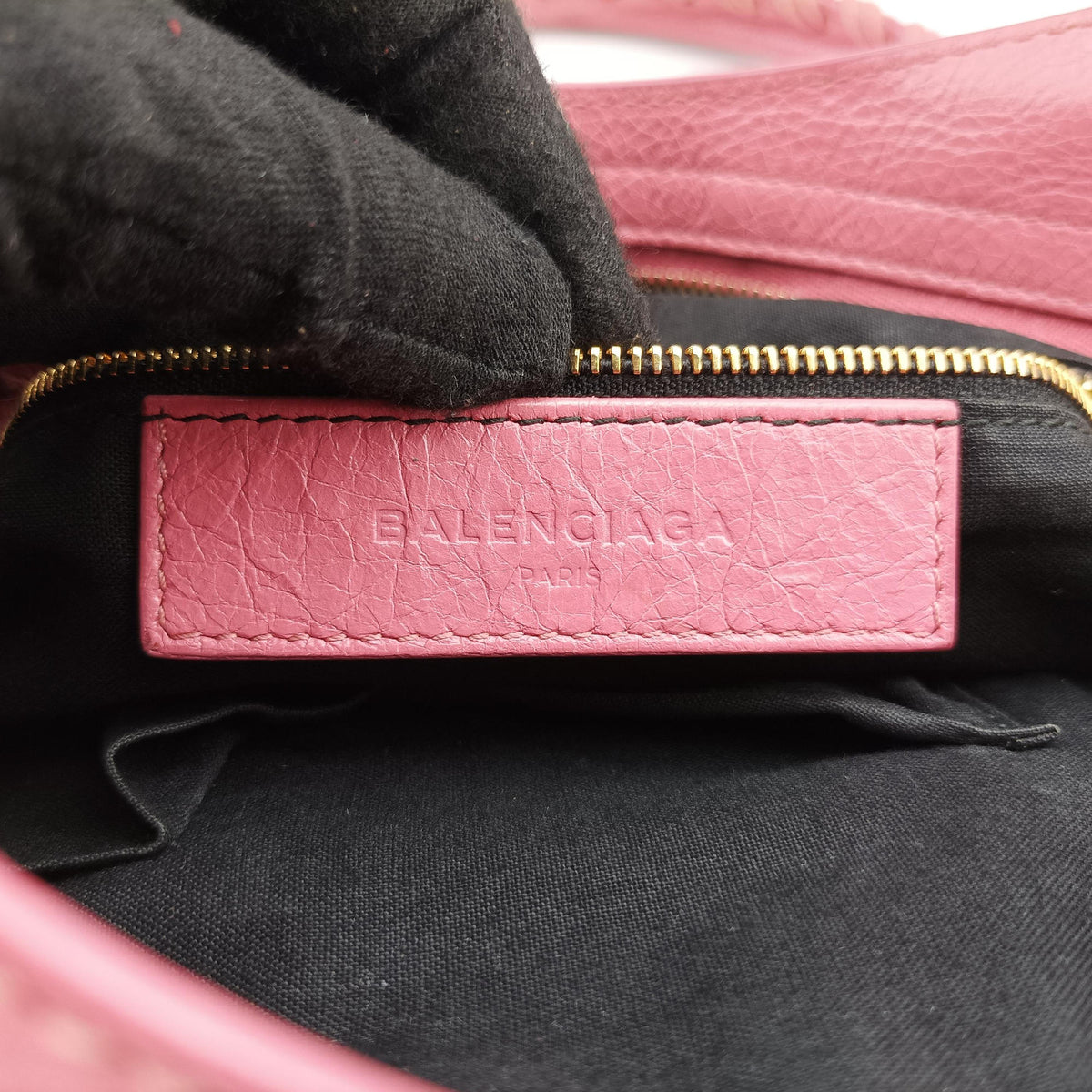 Secondhand Balenciaga Giant Town Pink lambskin  shoulderbag | stylenewstar