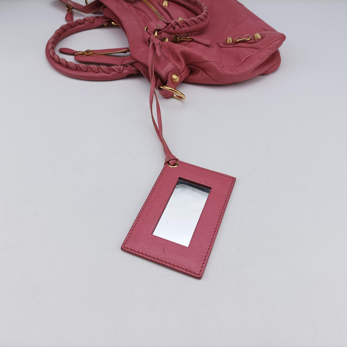 Secondhand Balenciaga Giant Town Pink lambskin  shoulderbag | stylenewstar