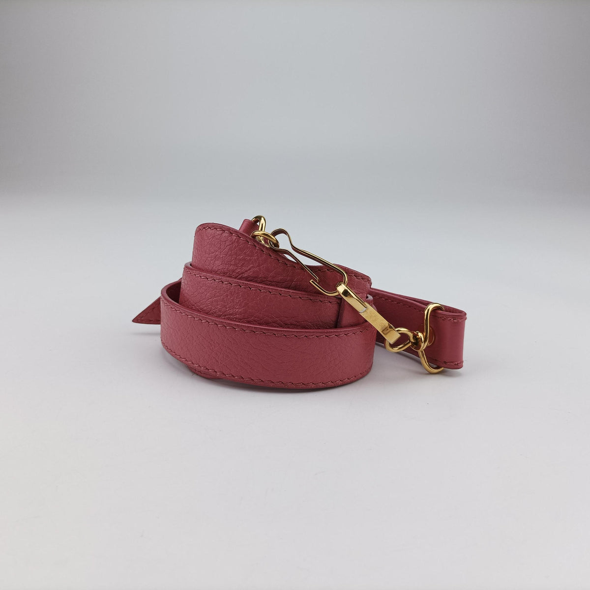 Secondhand Balenciaga Giant Town Pink lambskin  shoulderbag | stylenewstar