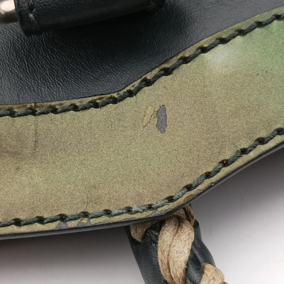 Secondhand Balenciaga Large City Green Leather  shoulderbag | stylenewstar