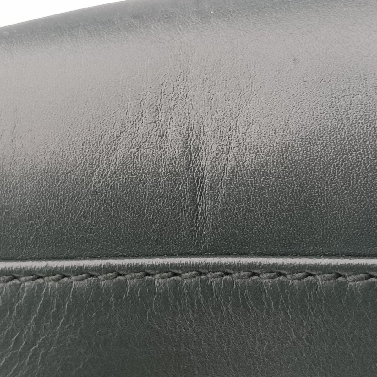 Secondhand Balenciaga Large City Green Leather  shoulderbag | stylenewstar