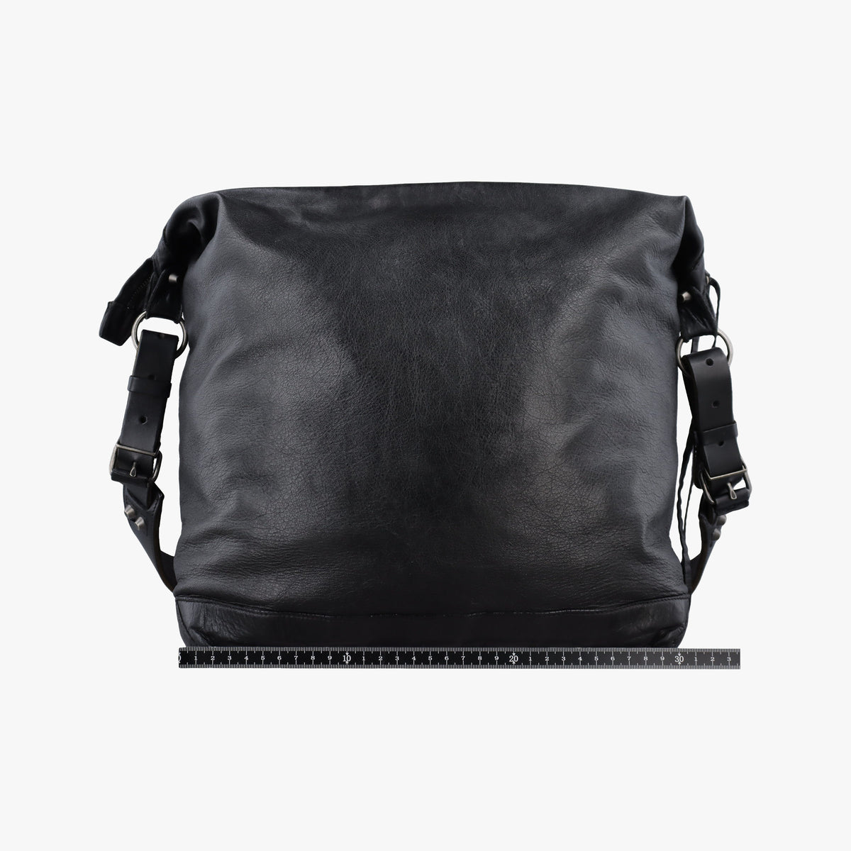 Secondhand Balenciaga The Day Black Leather  shoulderbag | stylenewstar