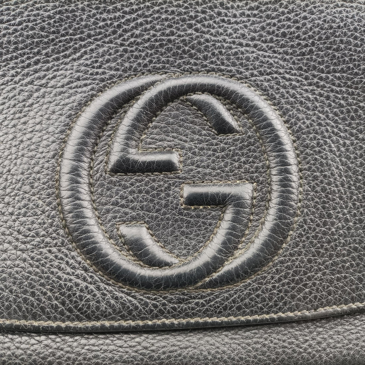 Vintage Gucci SOHO Black Leather 336752 shoulderbag | stylenewstar