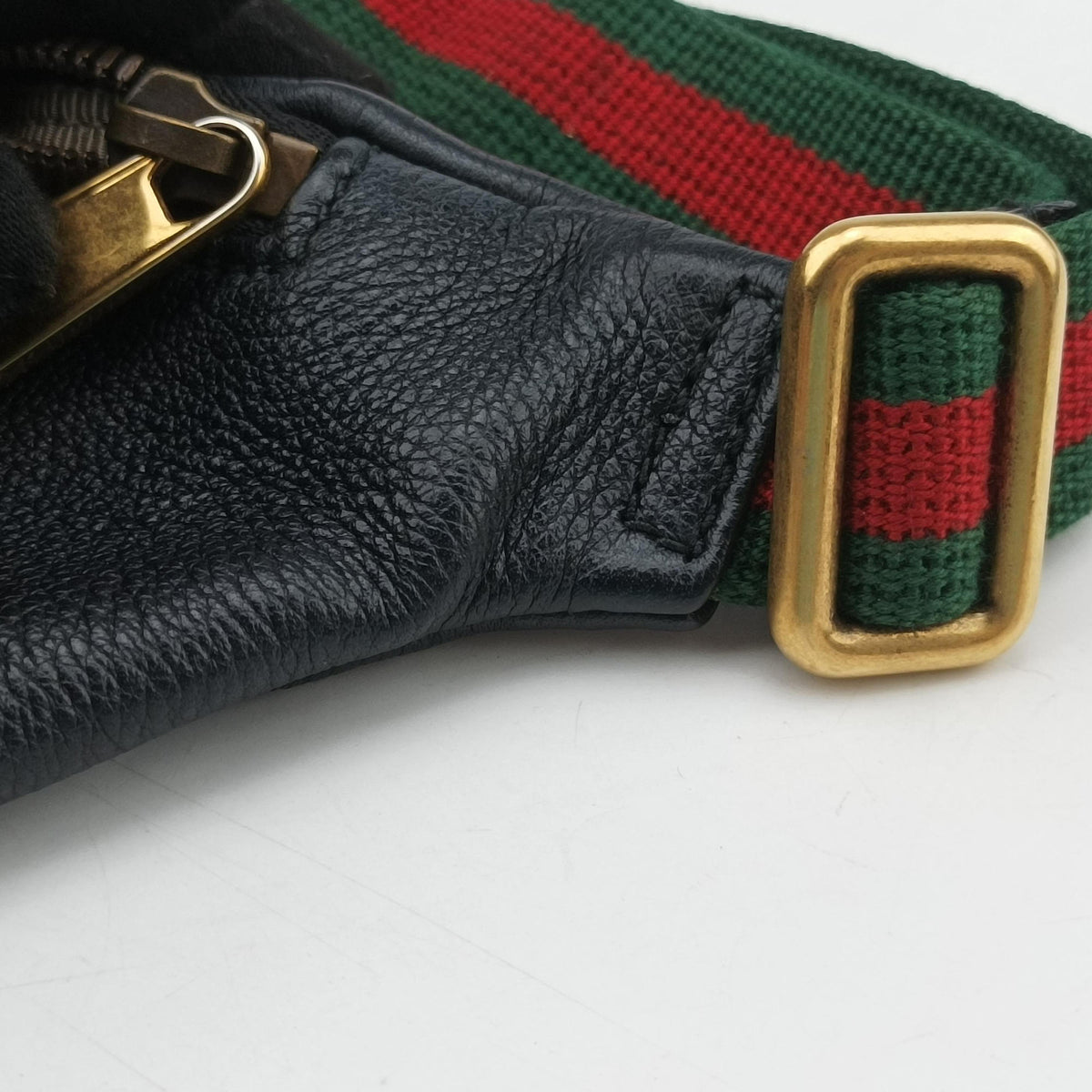 Pre-owned Gucci Print Black Leather 527792 bum bag/waist bag | stylenewstar