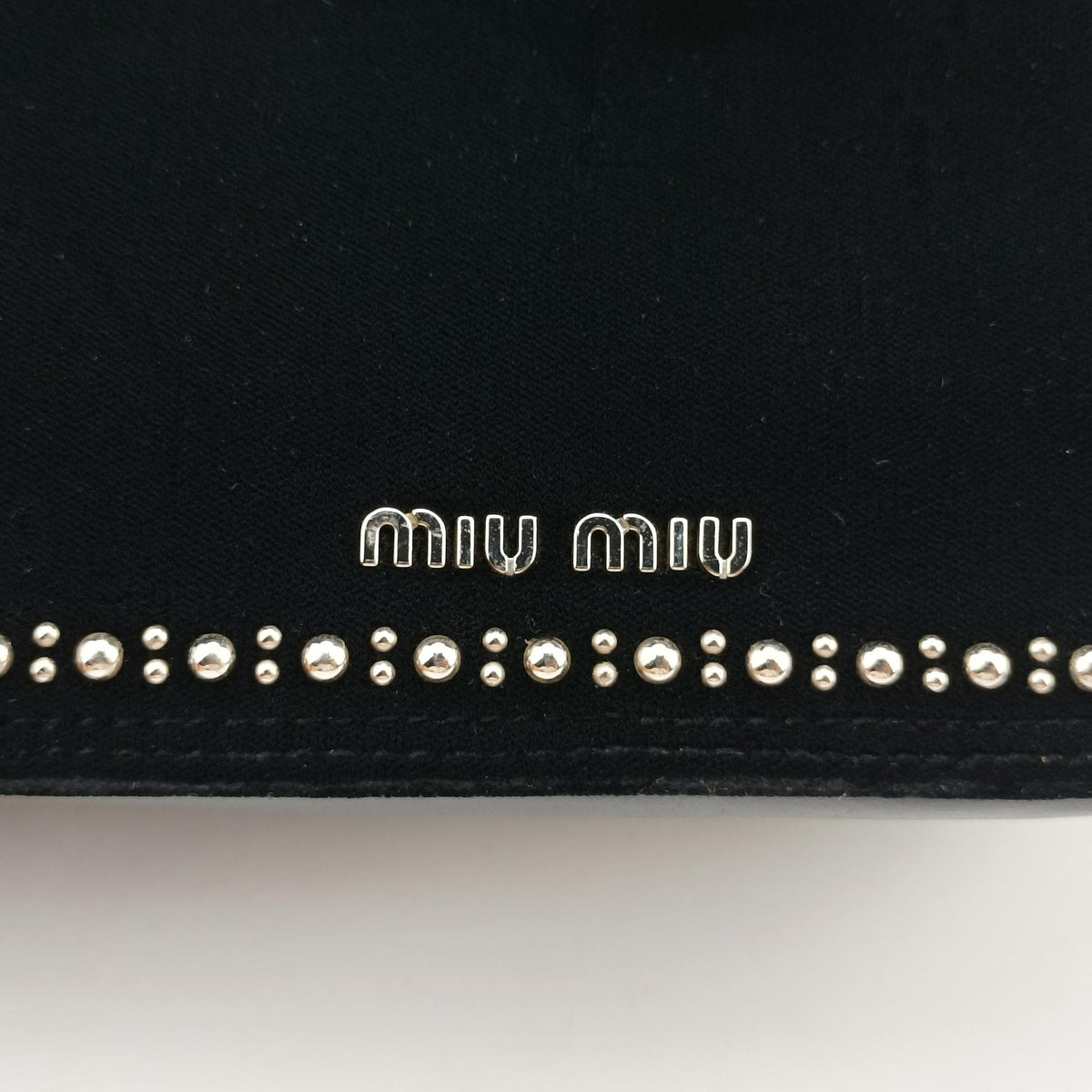 Pre-owned Miu Miu Dahlia Black velvet  shoulderbag | stylenewstar