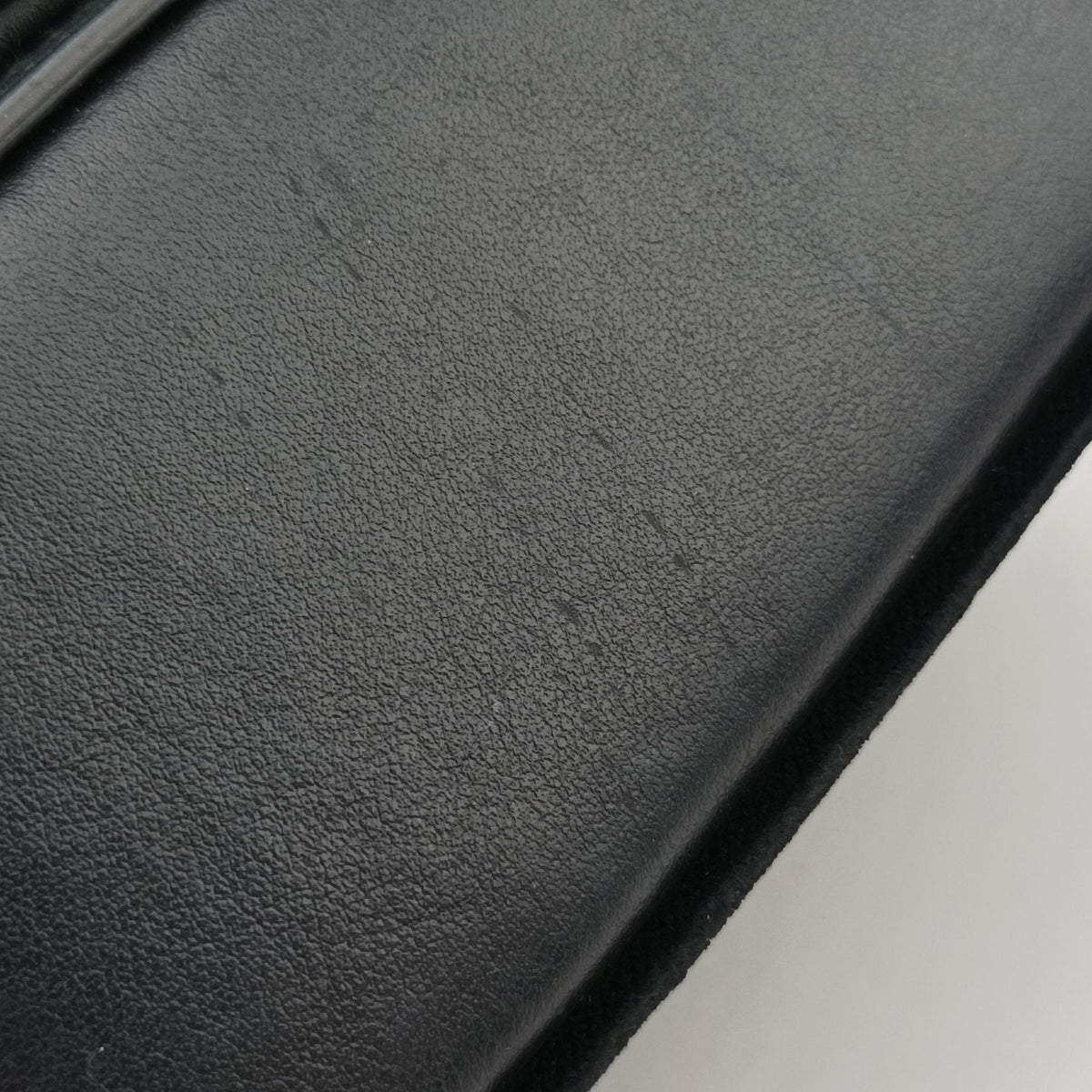 Pre-owned Miu Miu Dahlia Black velvet  shoulderbag | stylenewstar