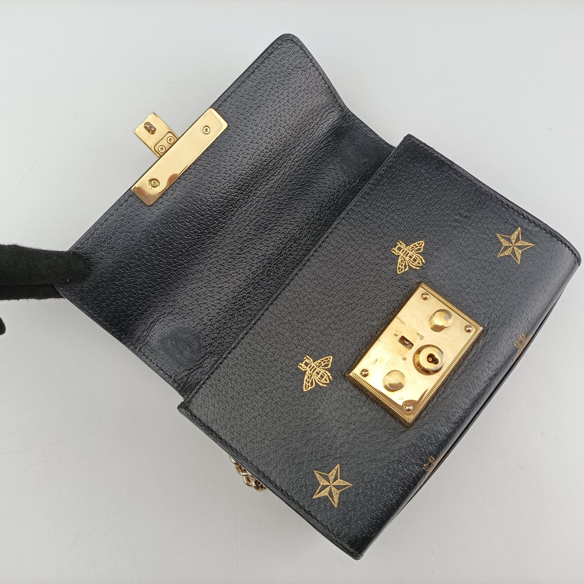 Pre-owned Gucci Padlock Black Leather 432182 shoulderbag | stylenewstar