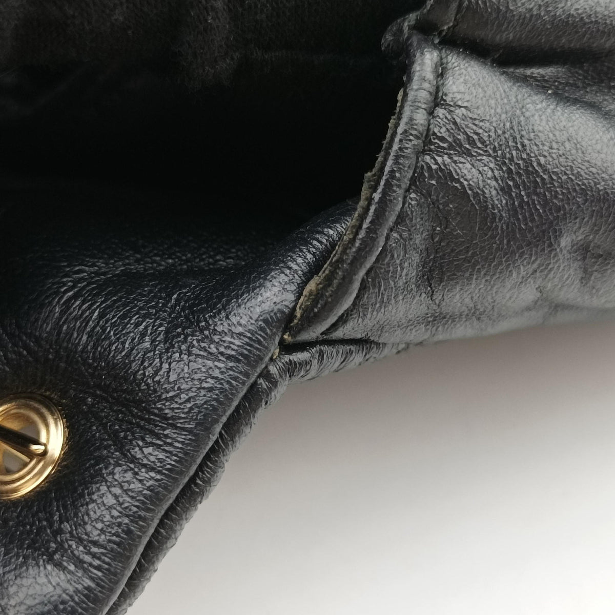 Vintage Ferragamo Vara Quilted Black Leather  shoulderbag | stylenewstar