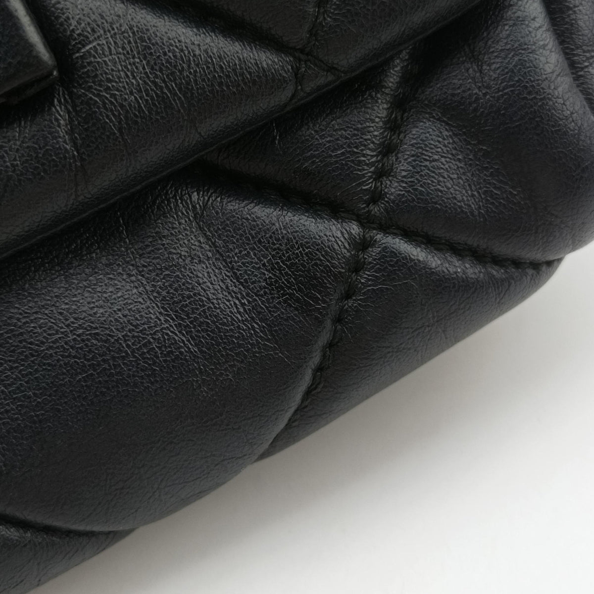 Vintage Ferragamo Vara Quilted Black Leather  shoulderbag | stylenewstar