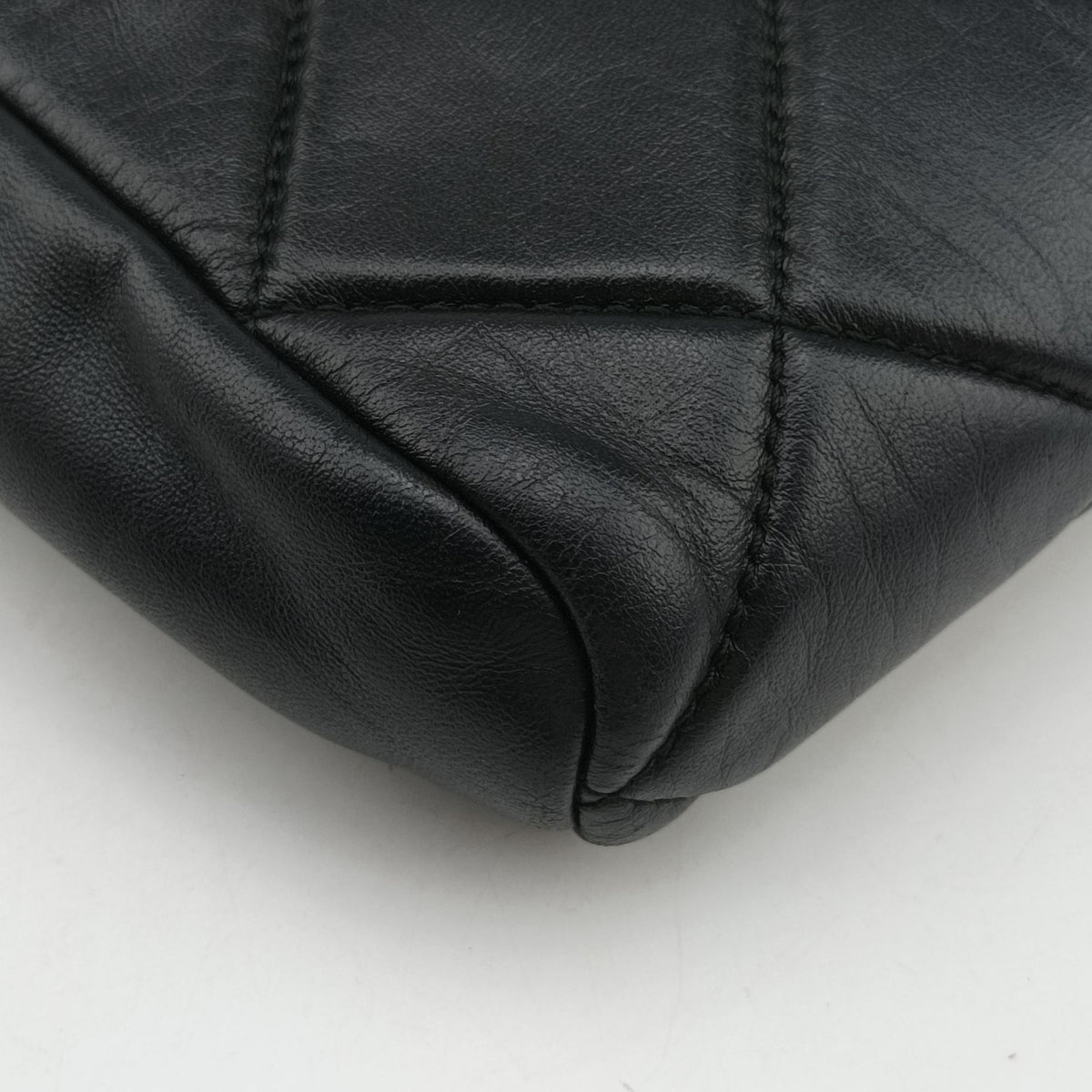 Vintage Ferragamo Vara Quilted Black Leather  shoulderbag | stylenewstar