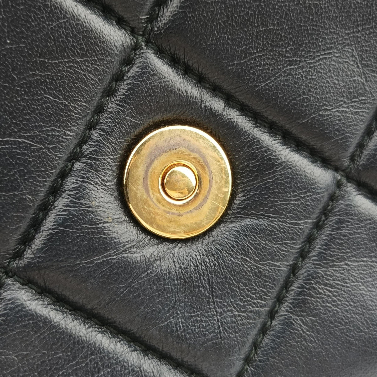 Vintage Ferragamo Vara Quilted Black Leather  shoulderbag | stylenewstar