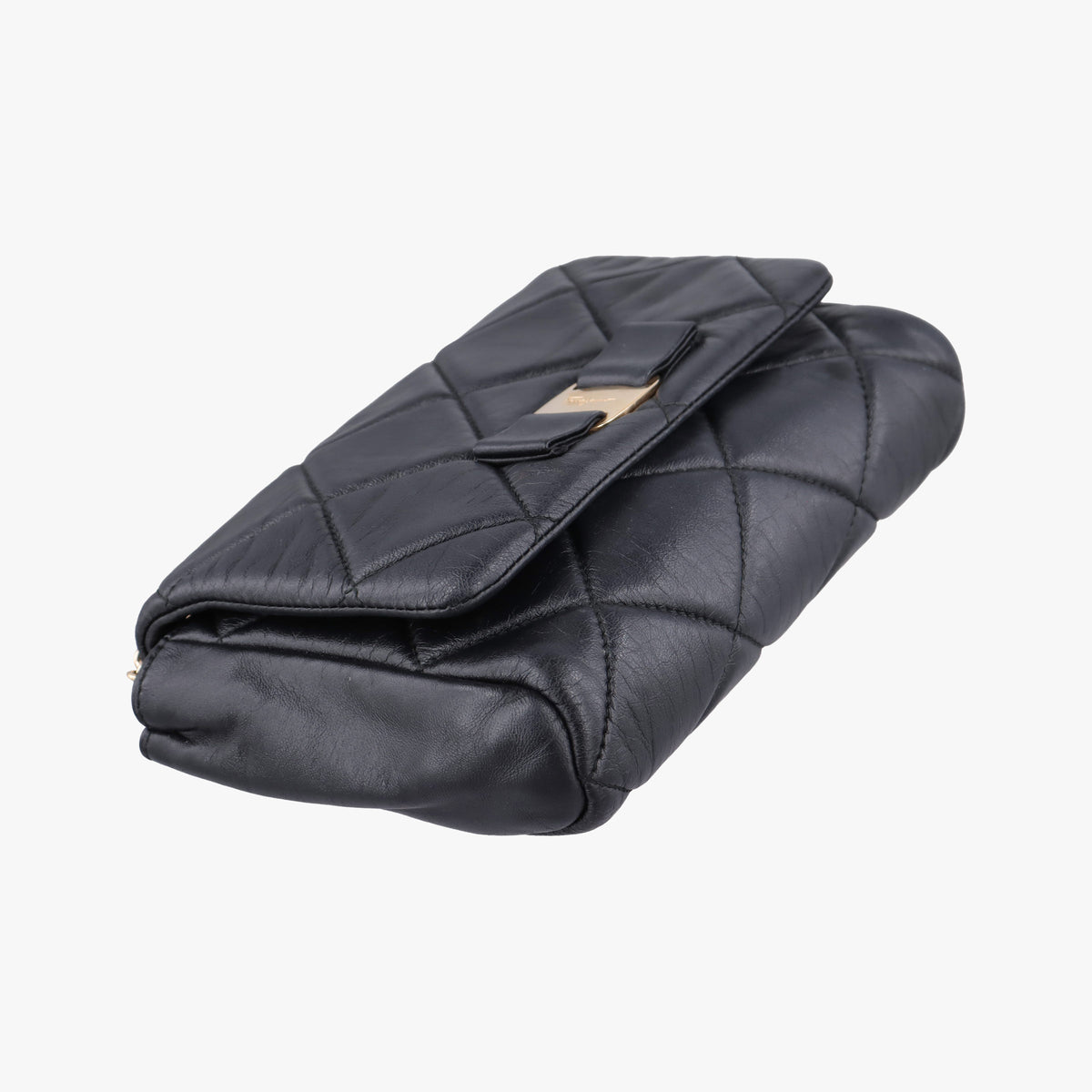 Pre-owned Ferragamo Vara Quilted Black Leather  shoulderbag | stylenewstar