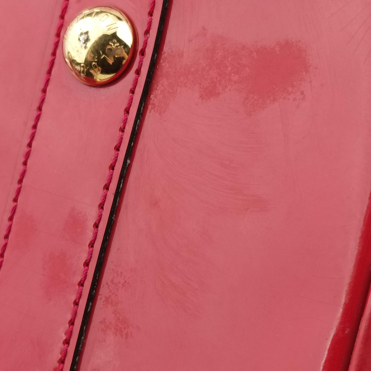 Vintage Louis Vuitton Alma PM pomme d'amour Vernis M90096 handbag | stylenewstar