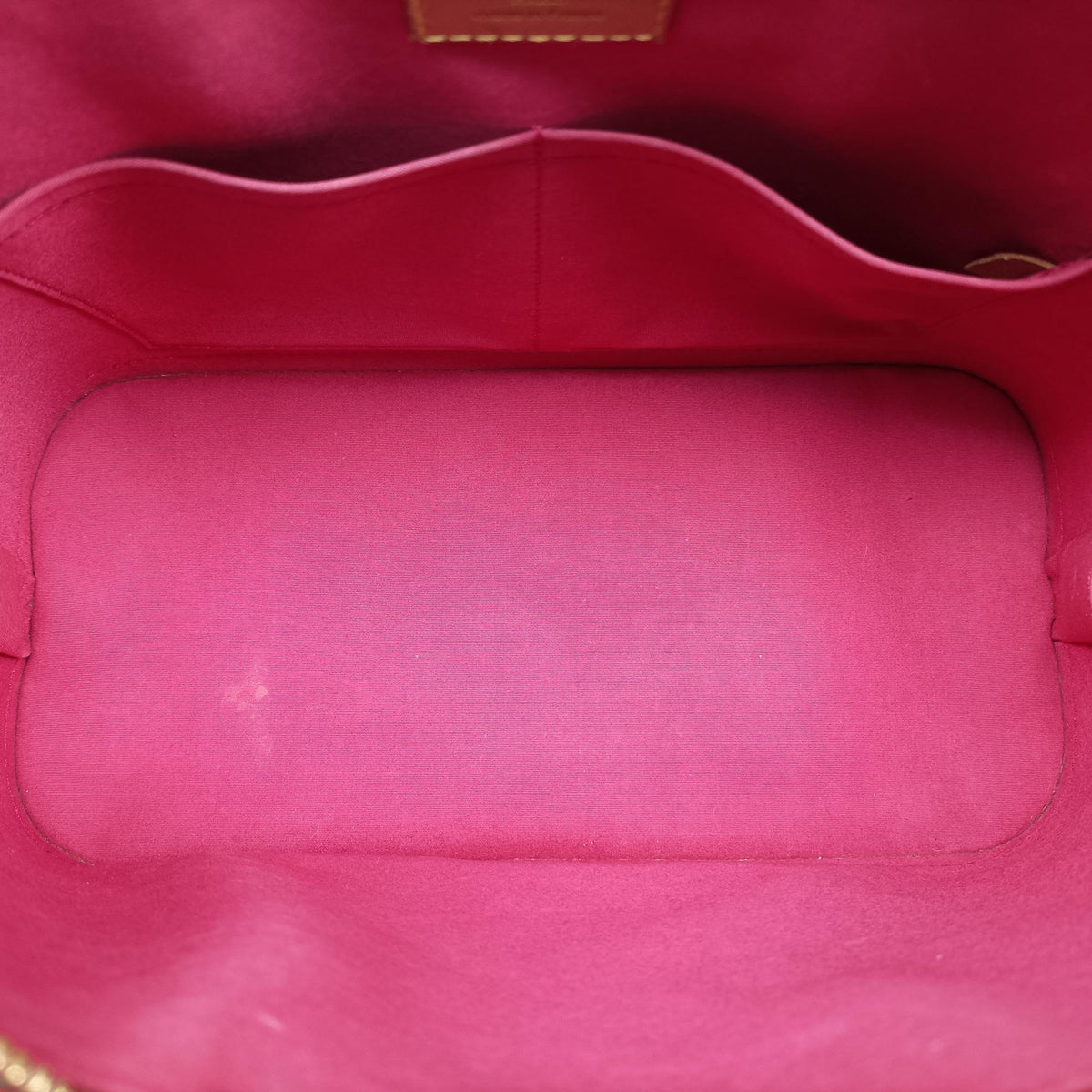 Pre-owned Louis Vuitton Alma PM pomme d'amour Vernis M90096 handbag | stylenewstar