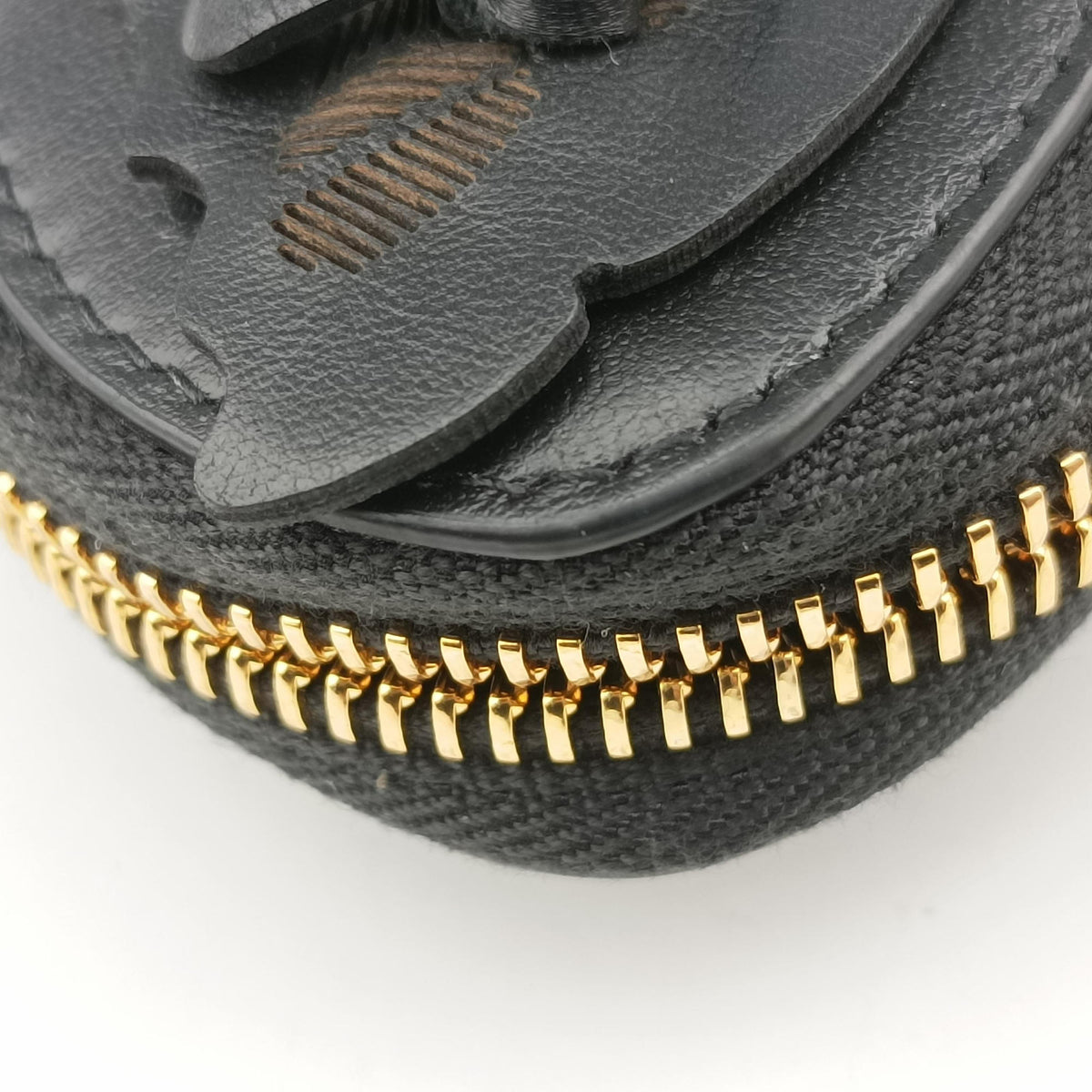 Secondhand Christian Dior 30 Montaigne Removable Black Lambskin  bum bag/waist bag | stylenewstar