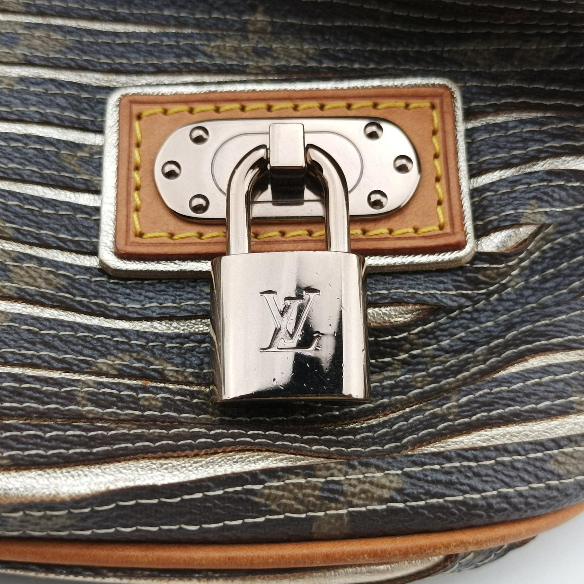 Secondhand Louis Vuitton Neo brown×Argent Monogram Eden M40355 shoulderbag | stylenewstar