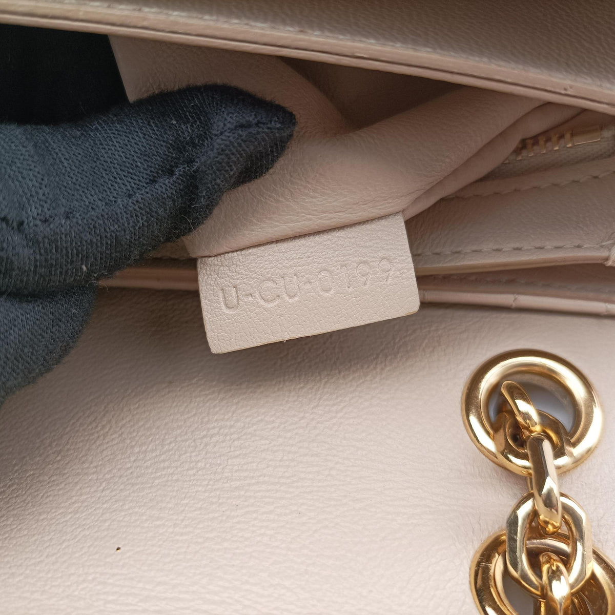 Secondhand Celine C Quilting Beige Leather  shoulderbag | stylenewstar